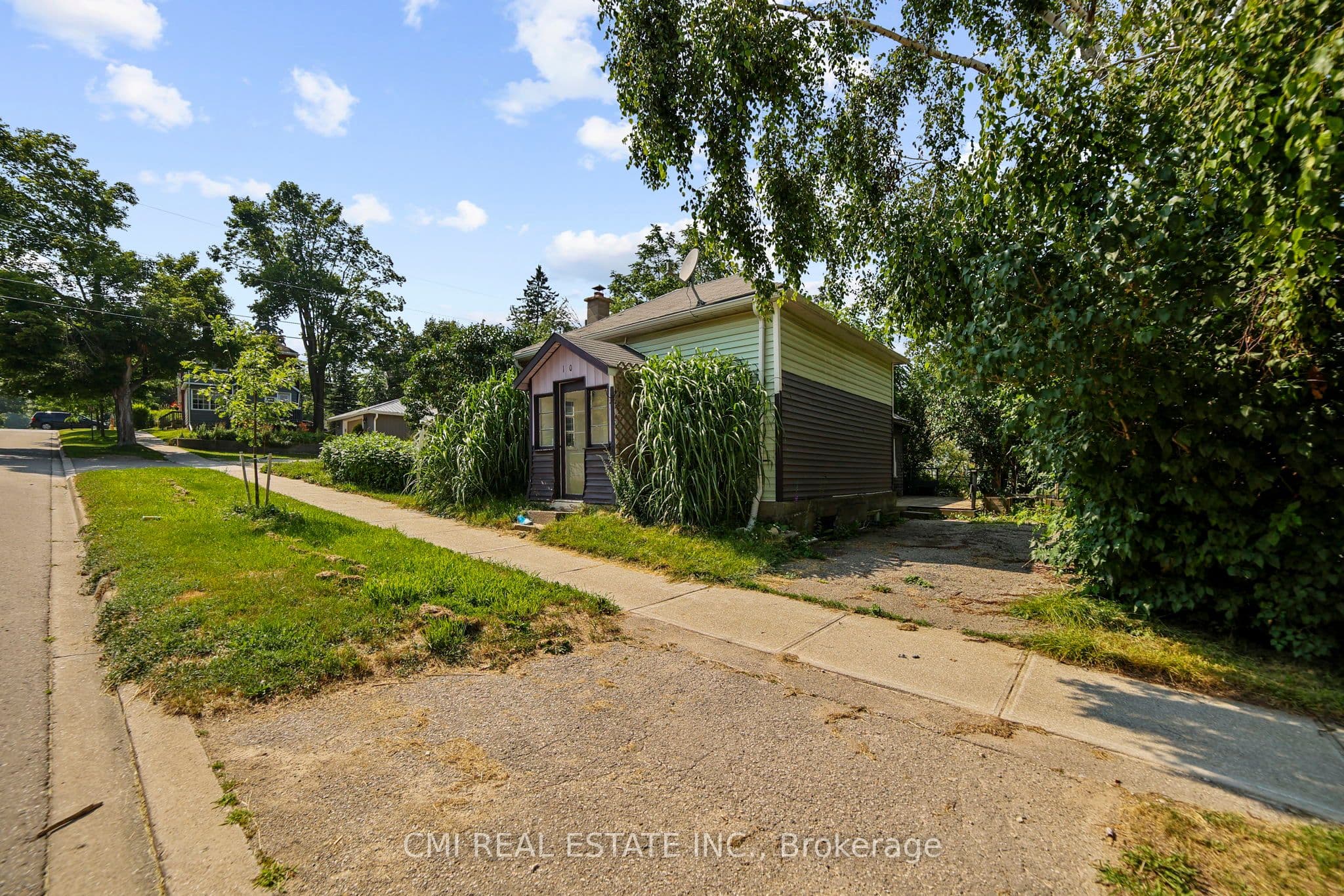 120 Second Avenue photo 1