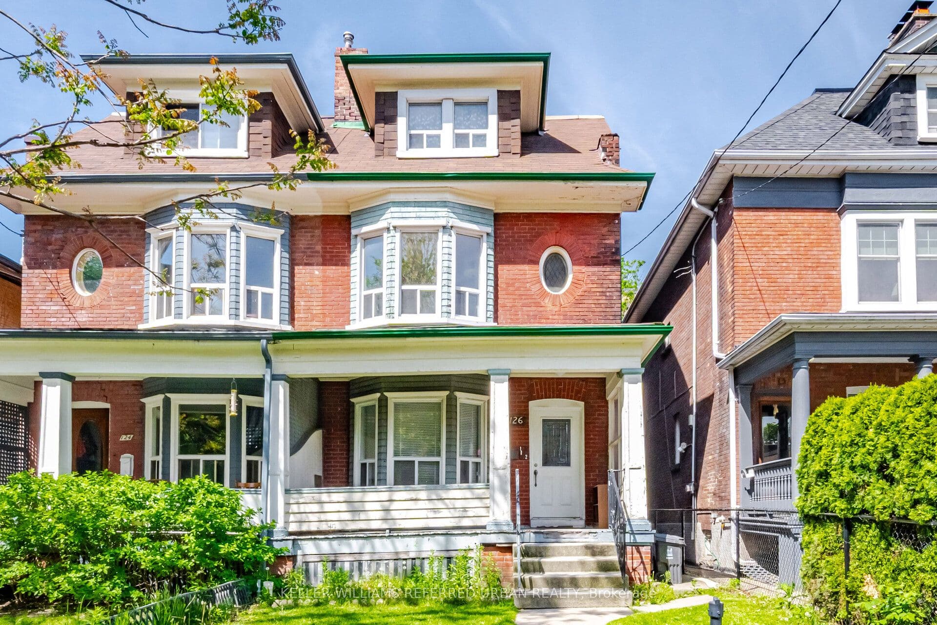 126 Close Avenue photo 1