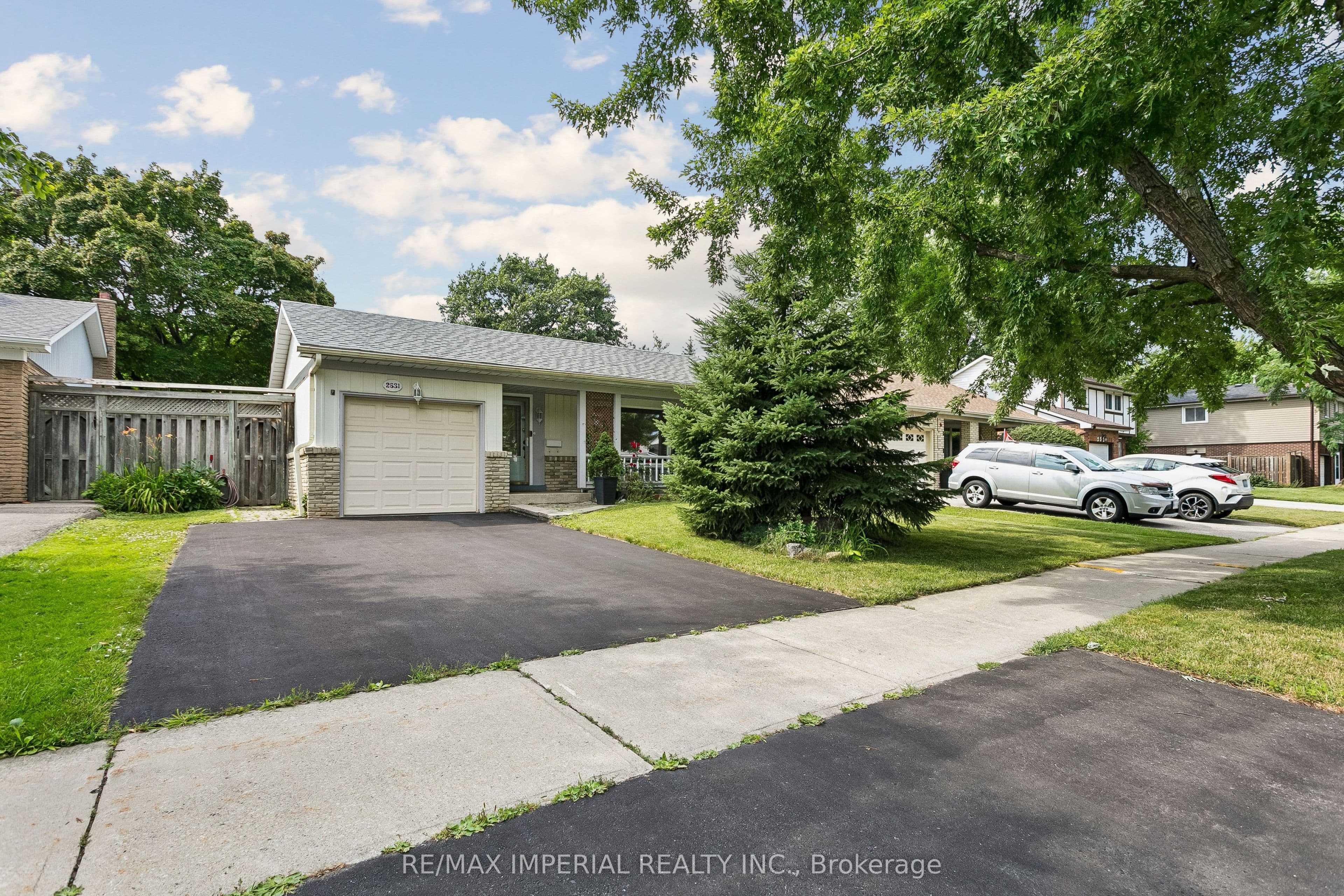 2531 Windjammer Road photo 1