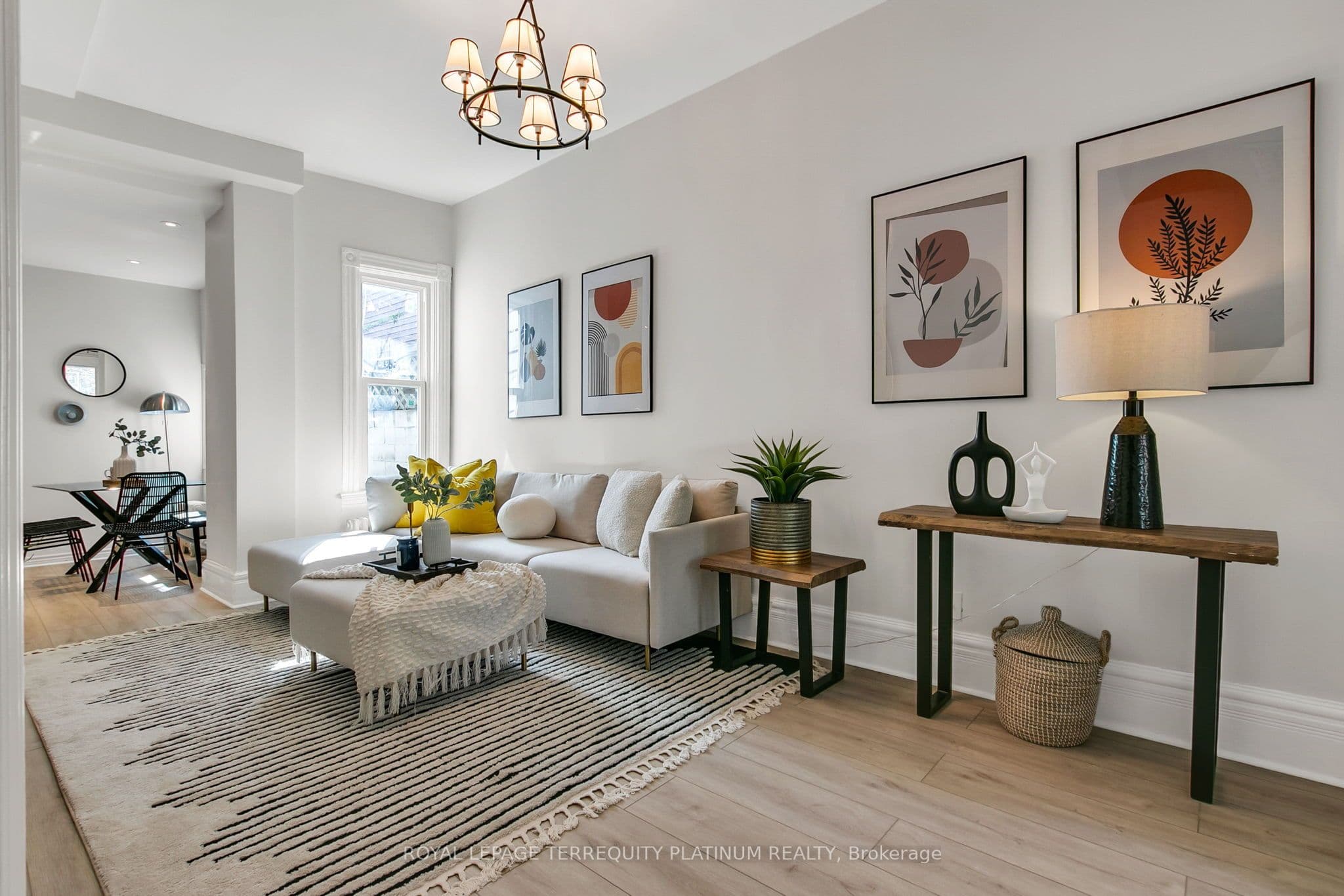405 Brock Avenue photo 1