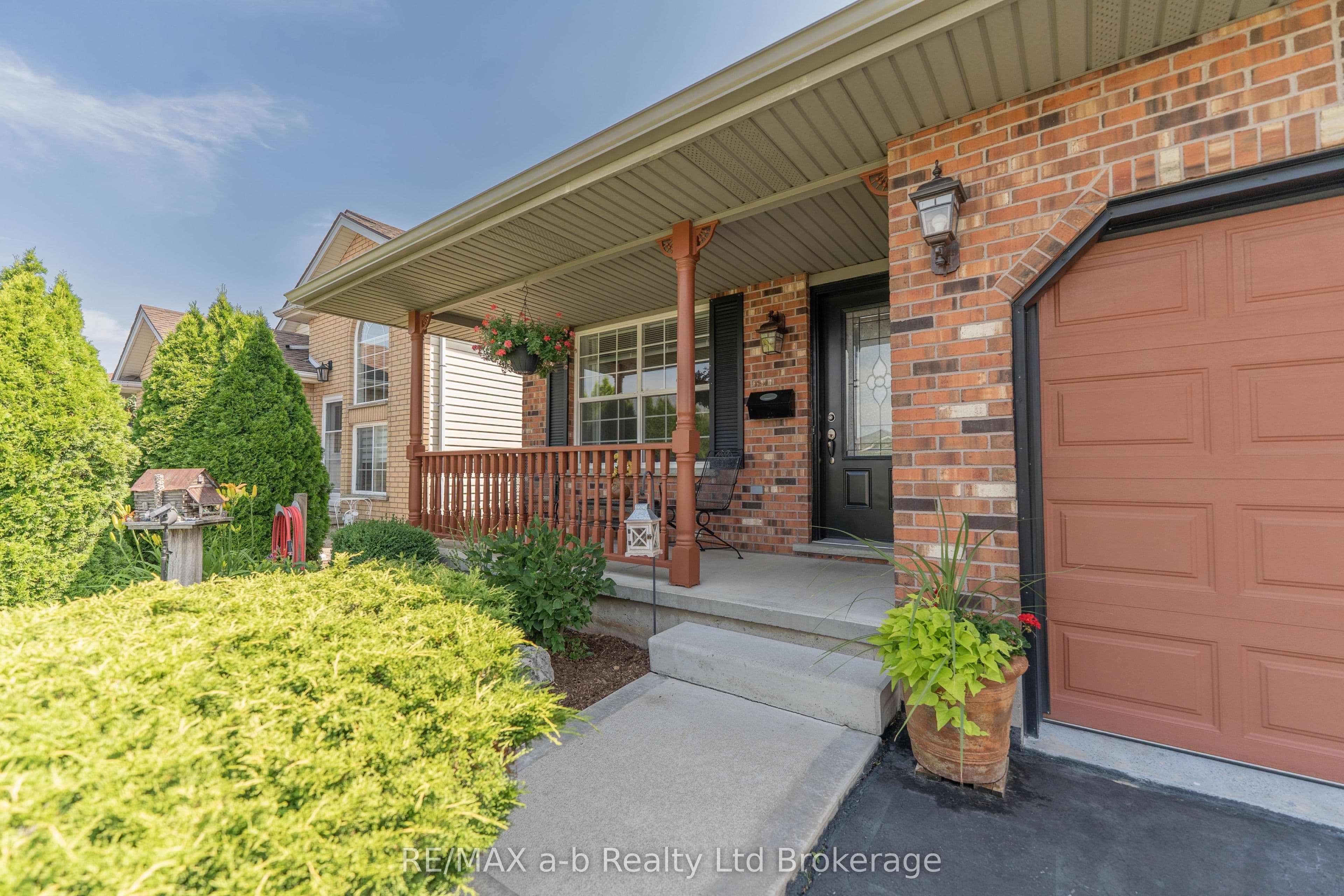 10 Peach Street photo 1
