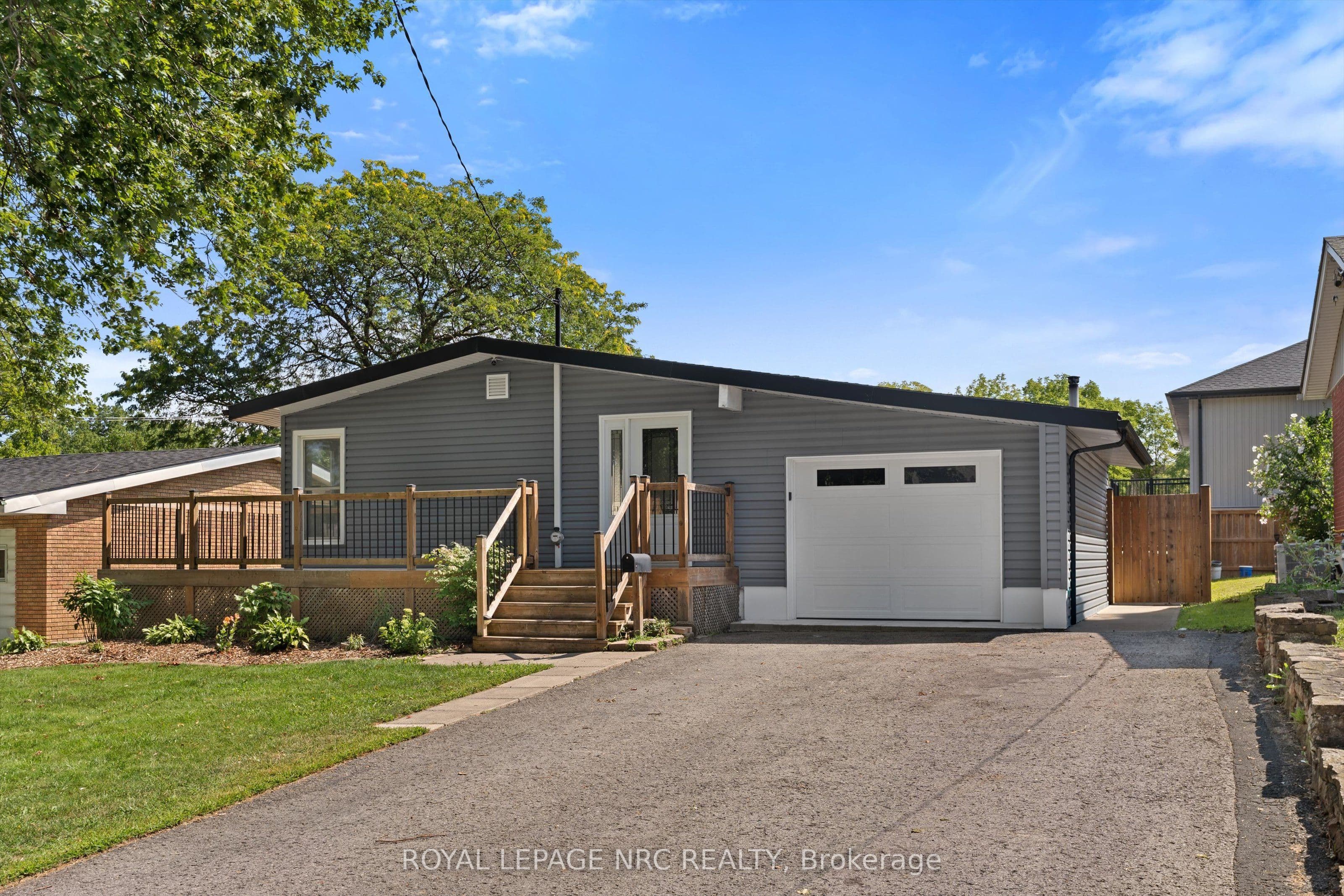 64 Welland Street photo 1