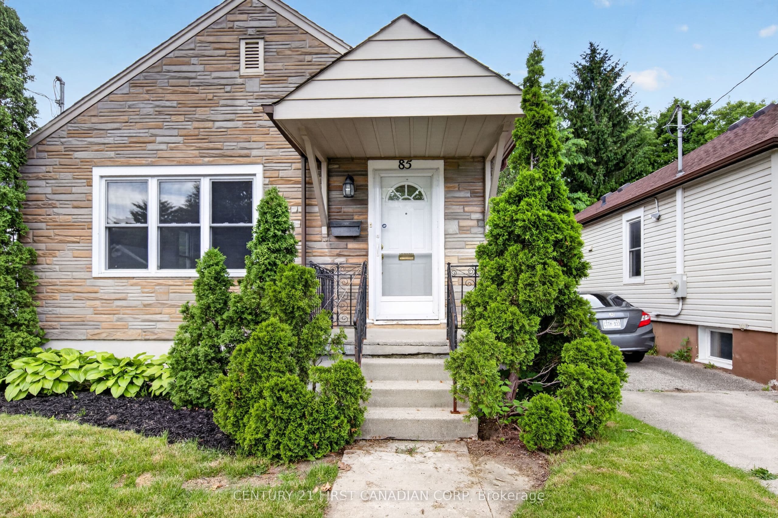 85 Josephine Street photo 1