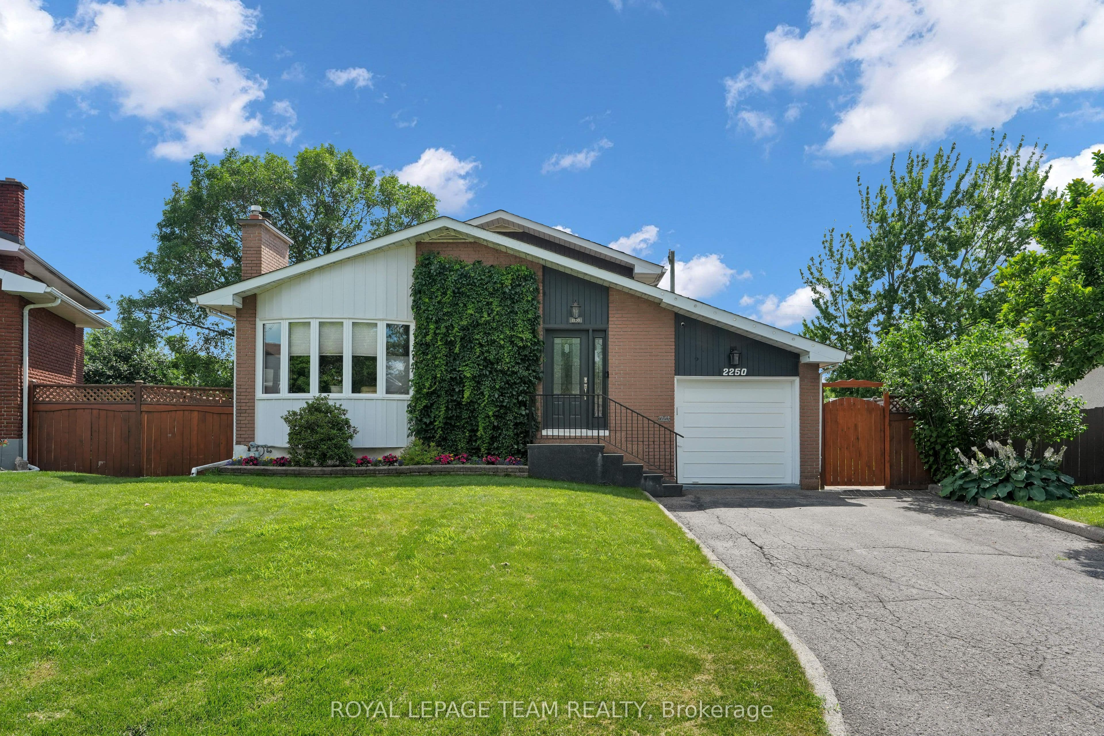 2250 Urbandale Drive photo 1