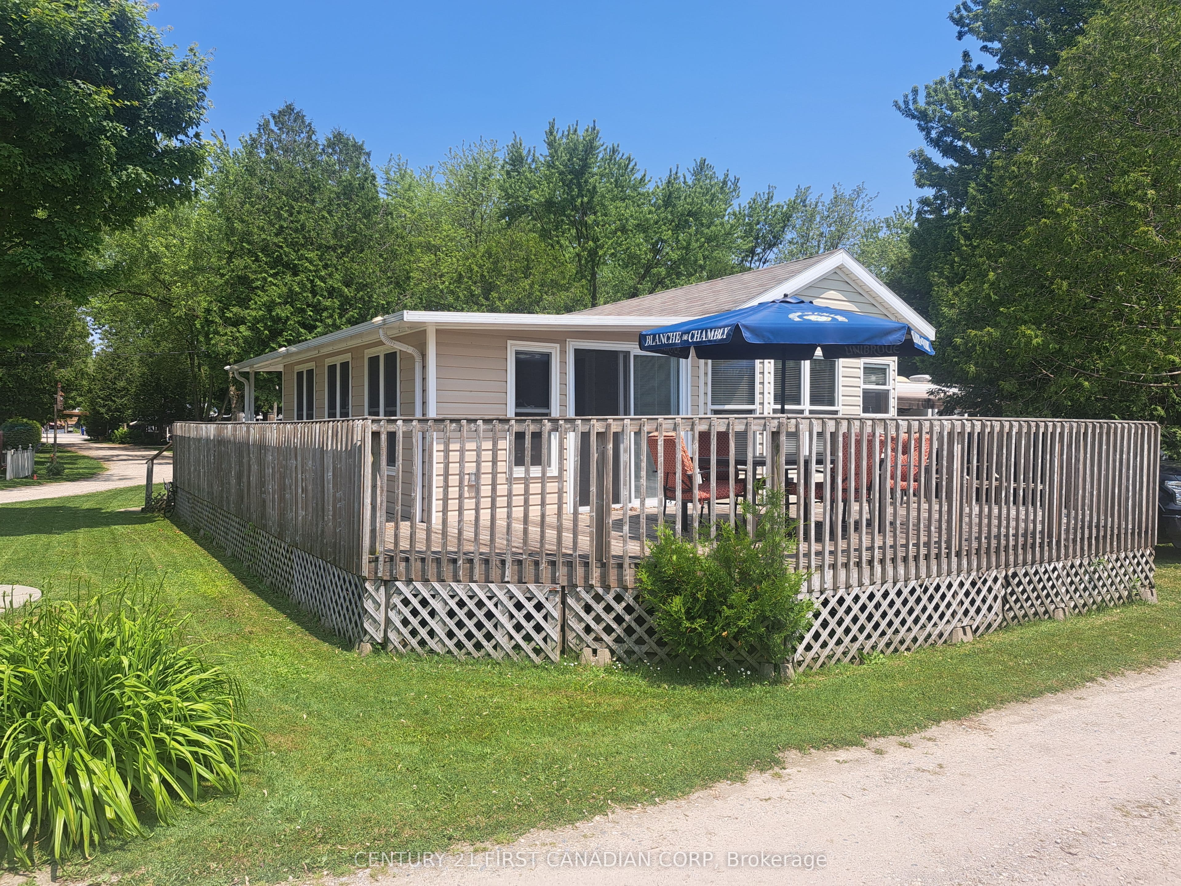 Unit 501 256440 Sunova Crescent photo 1