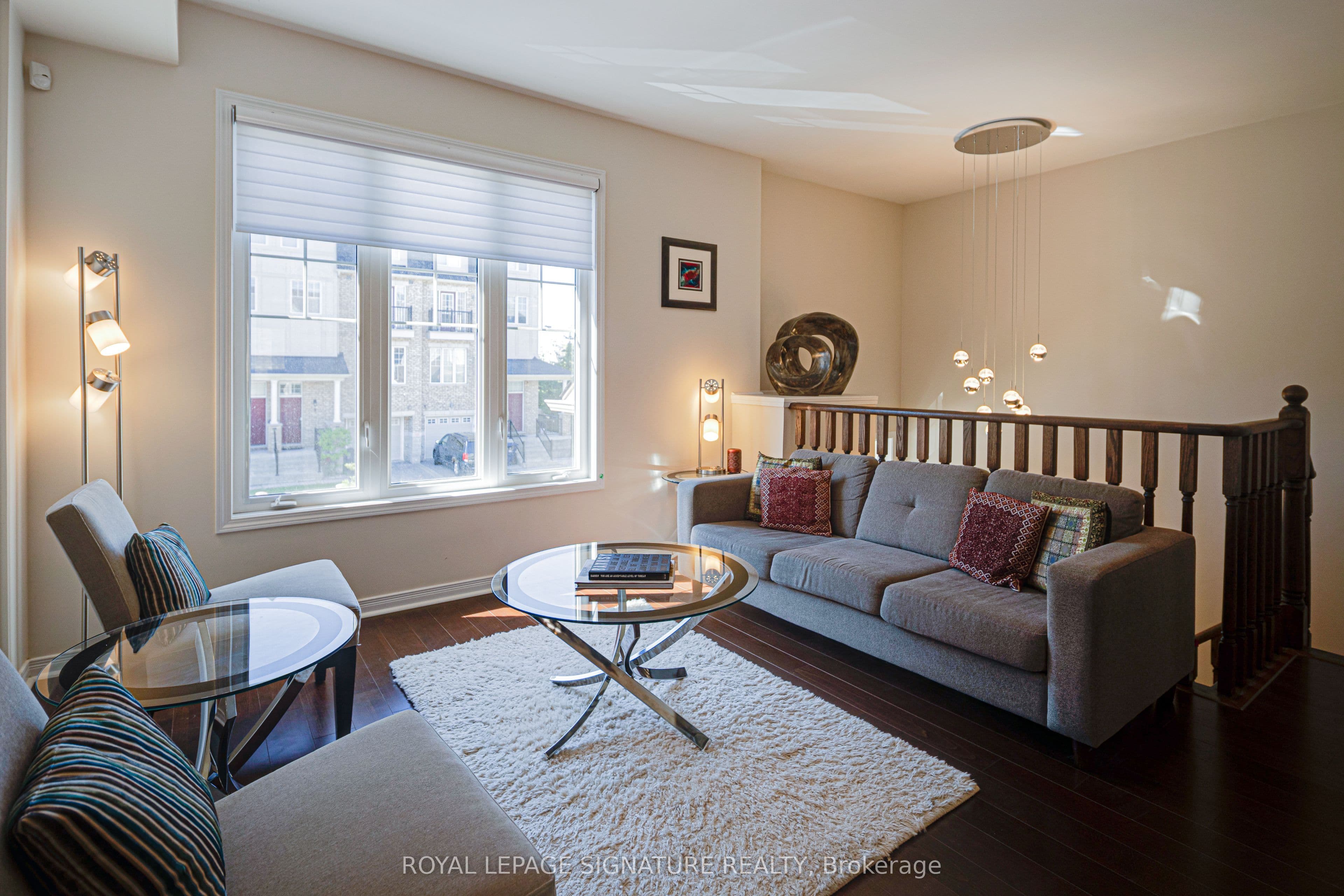 6 Collip Place photo 1