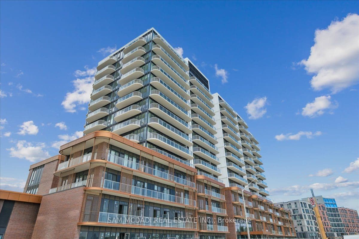 Unit 912 220 Missinnihe Way photo 1
