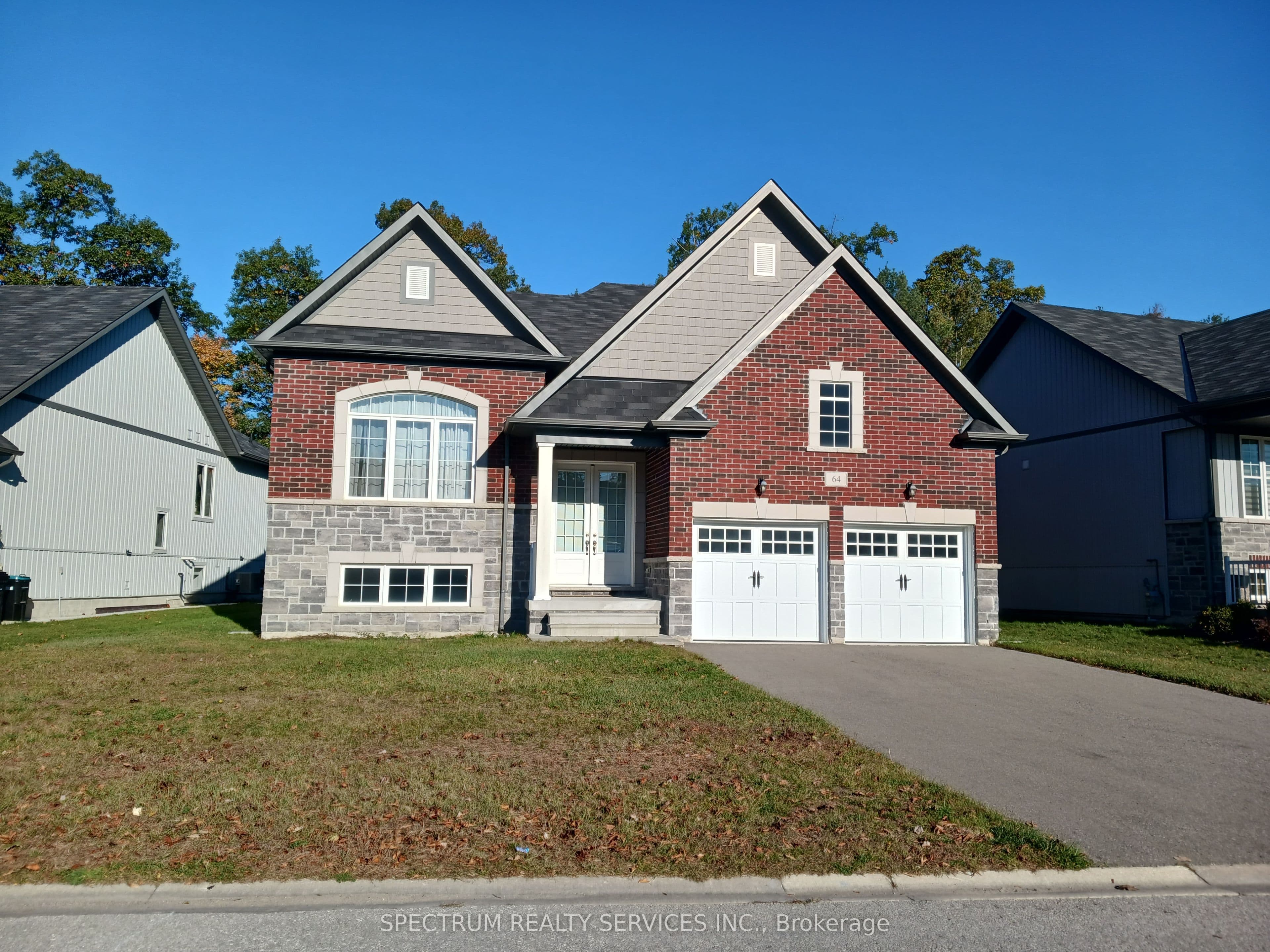 64 Regina Boulevard photo 1