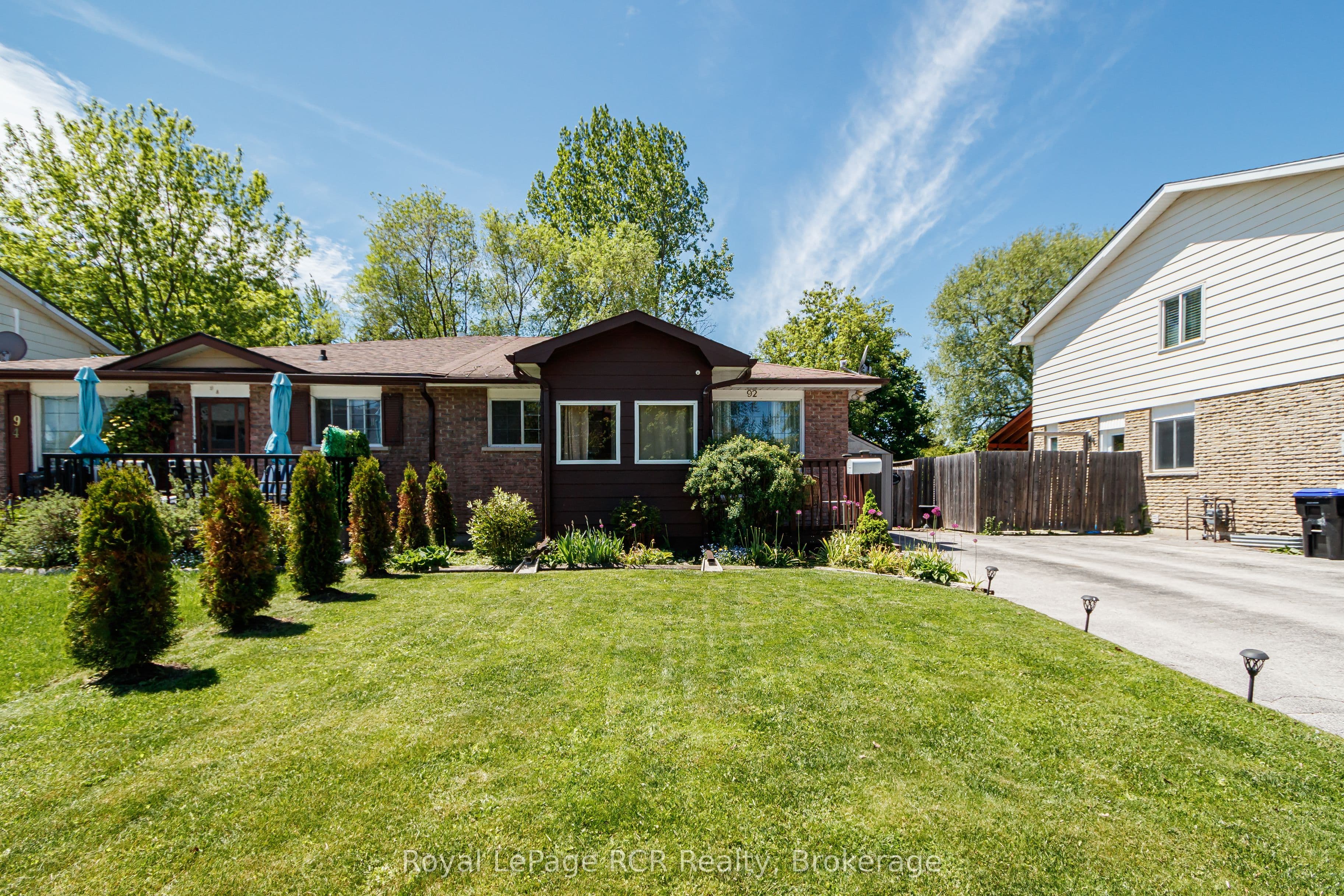 92 Alice Street photo 1