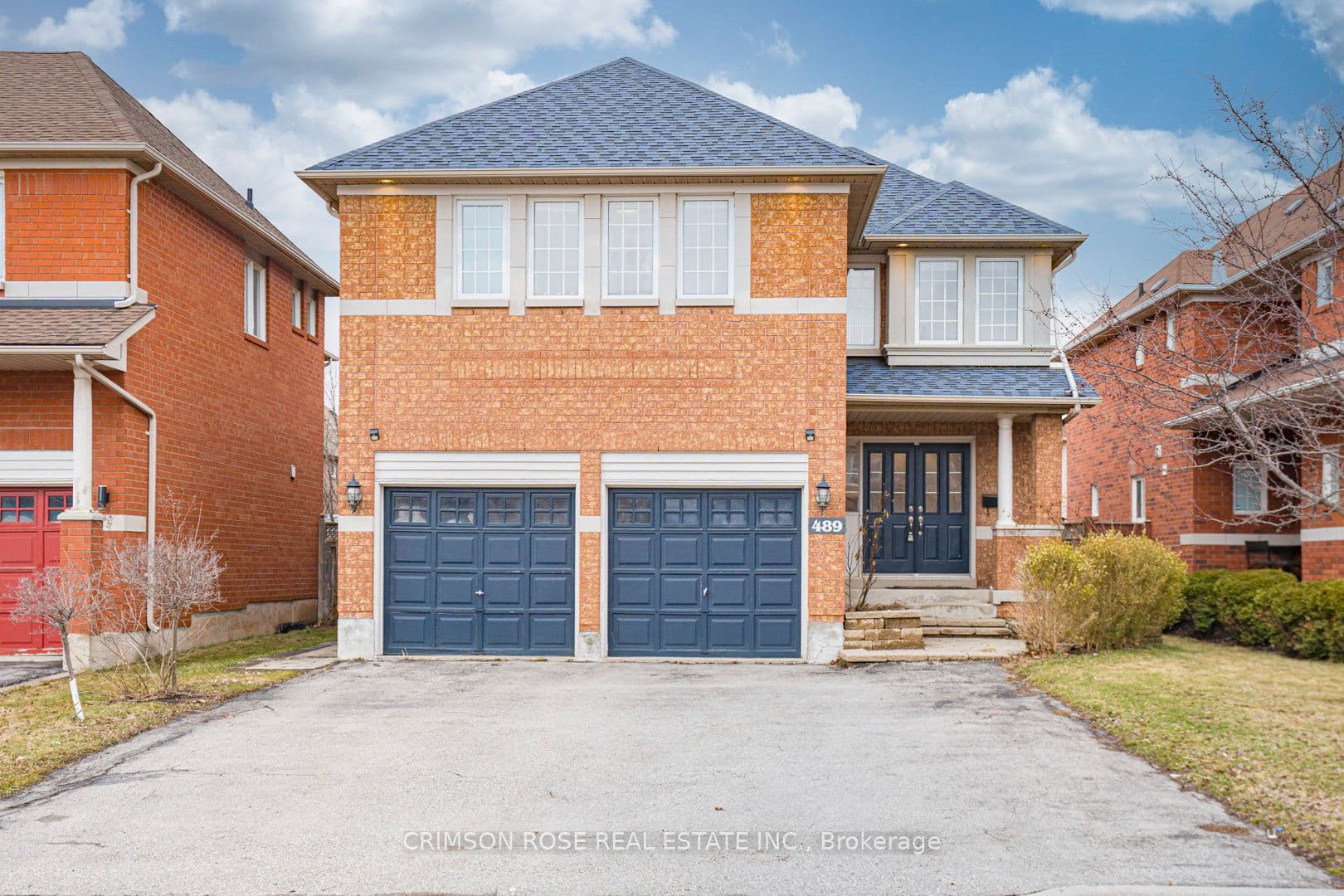 489 Ravineview Way photo 1