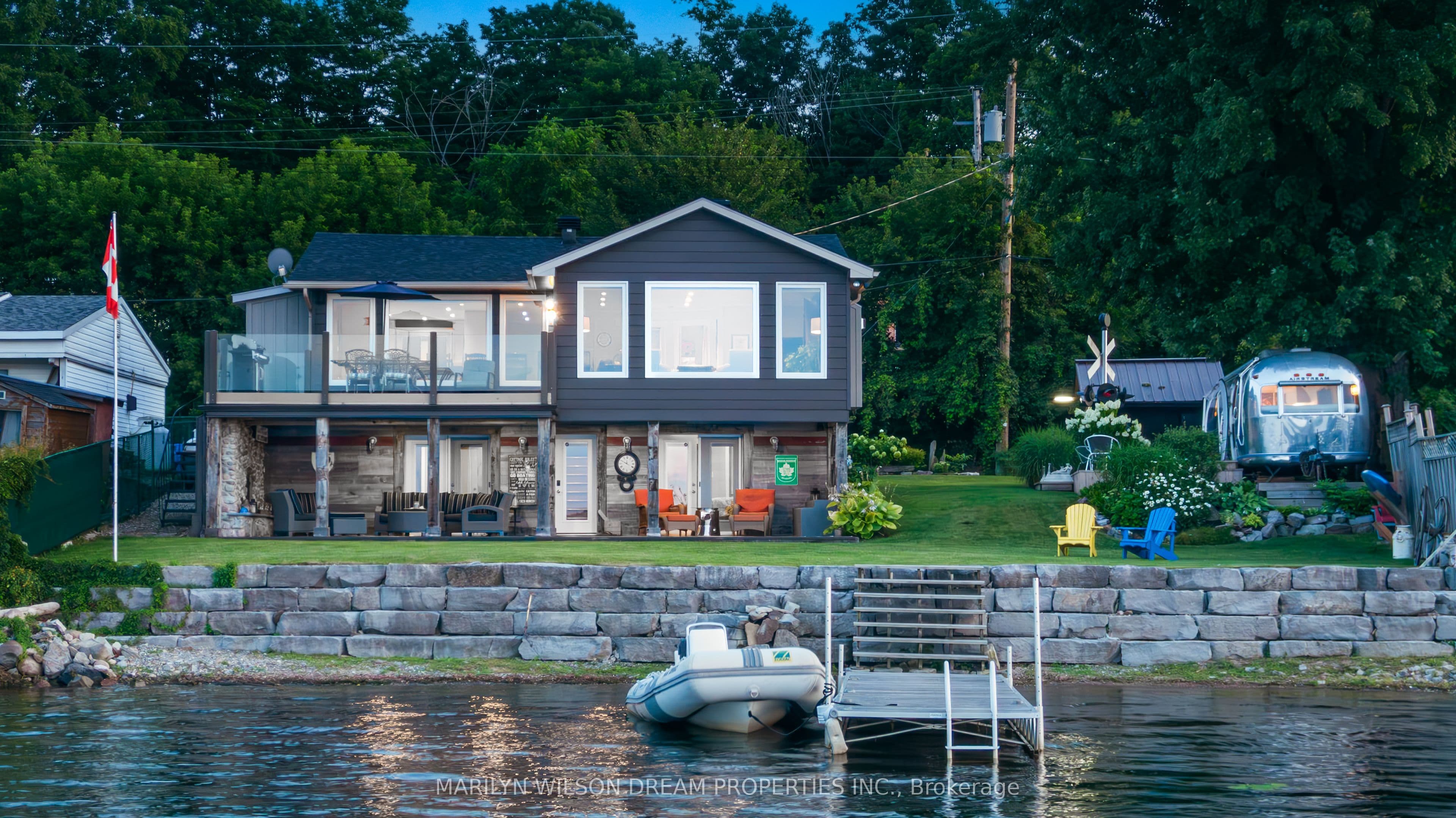 614 Lake Street photo 1