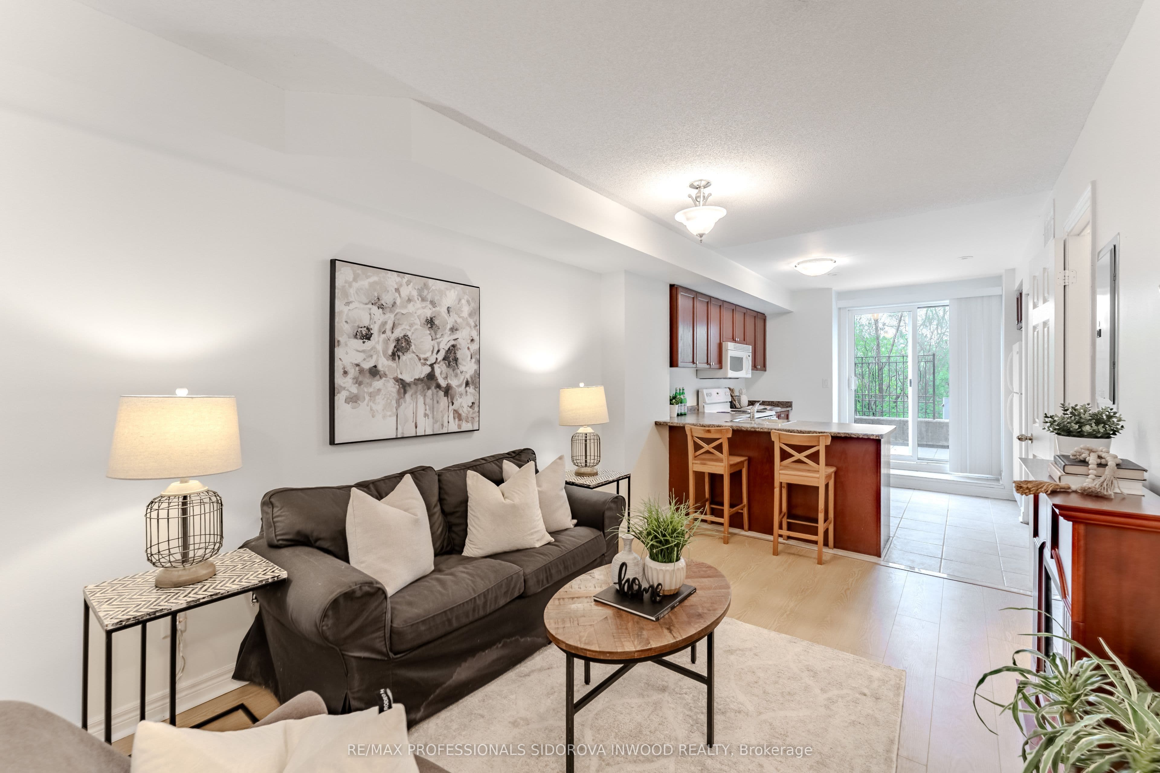 Unit 117 870 Jane Street photo 1
