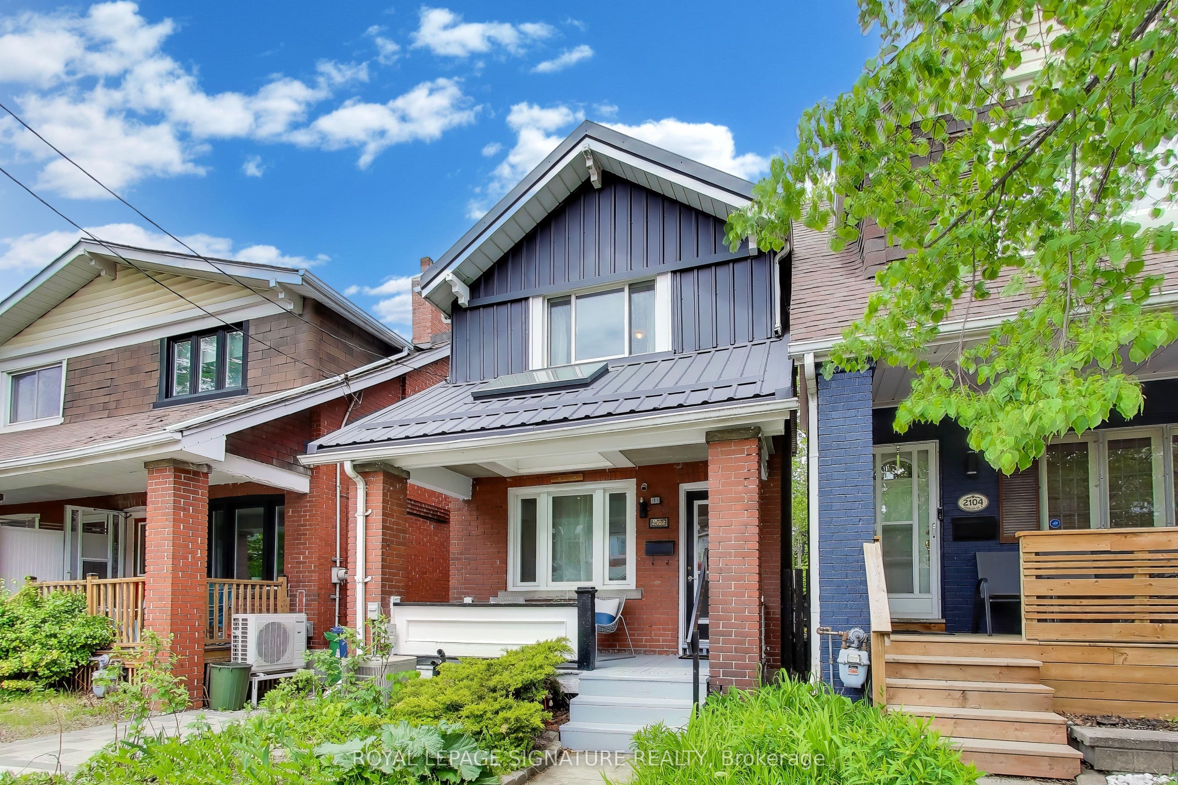 2102 Gerrard Street photo 1
