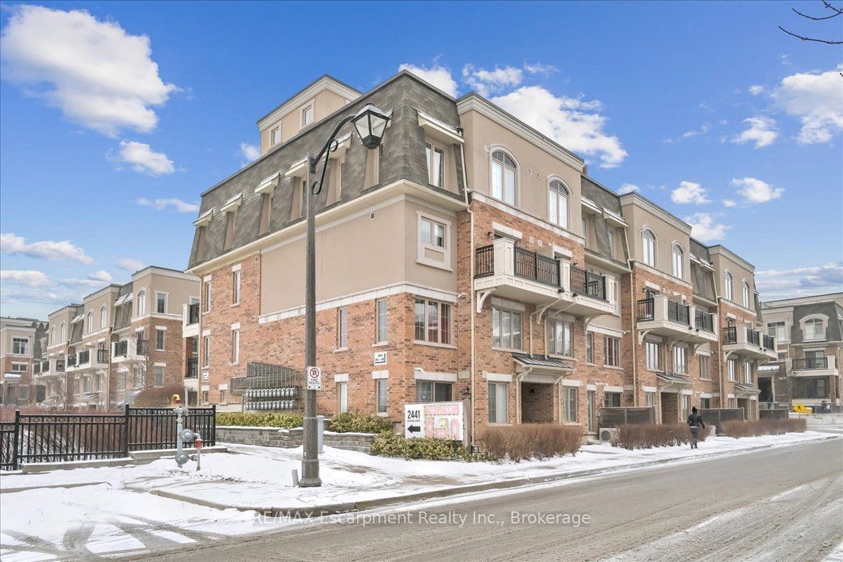 Unit 64 2441 Greenwich Drive photo 1