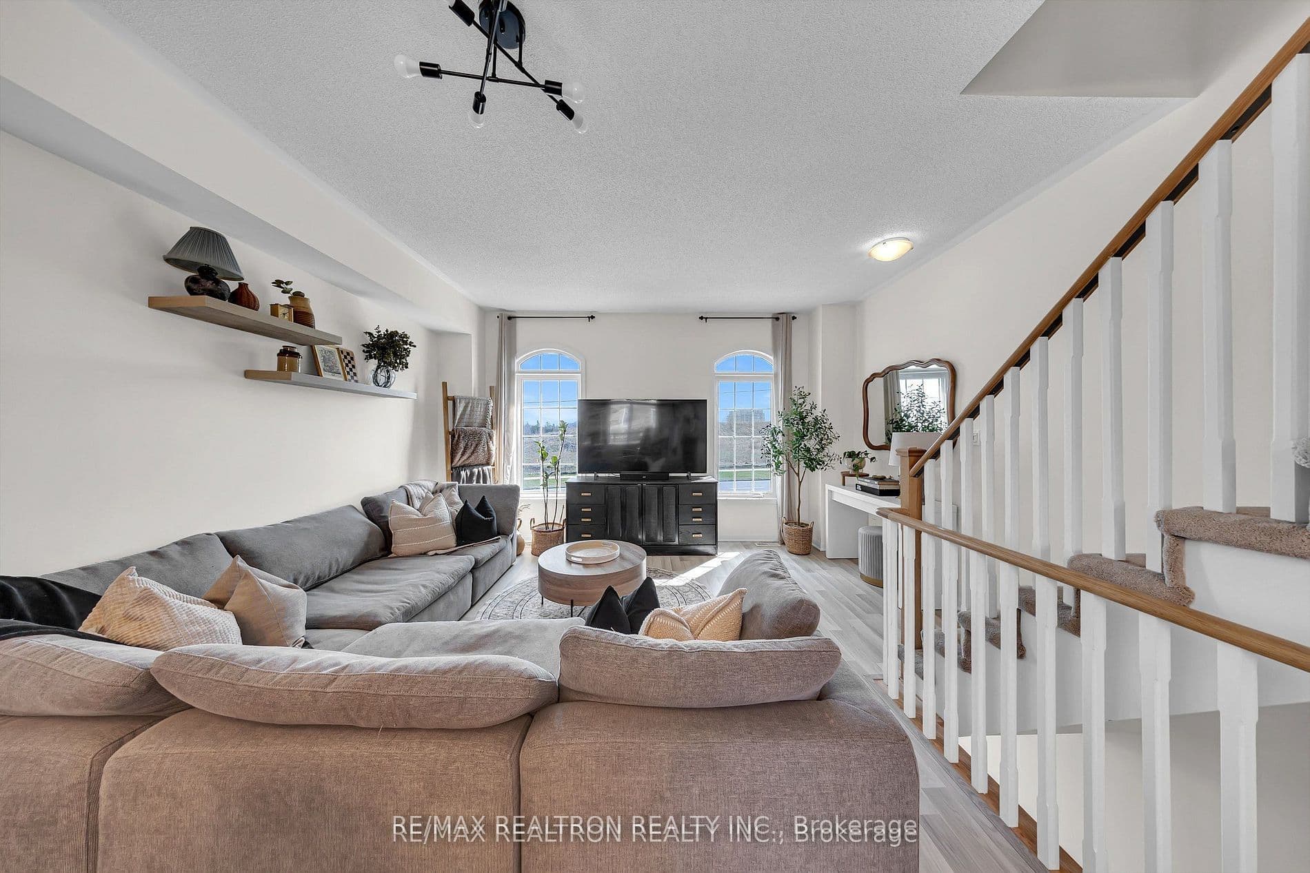 1365 Salem Road photo 1