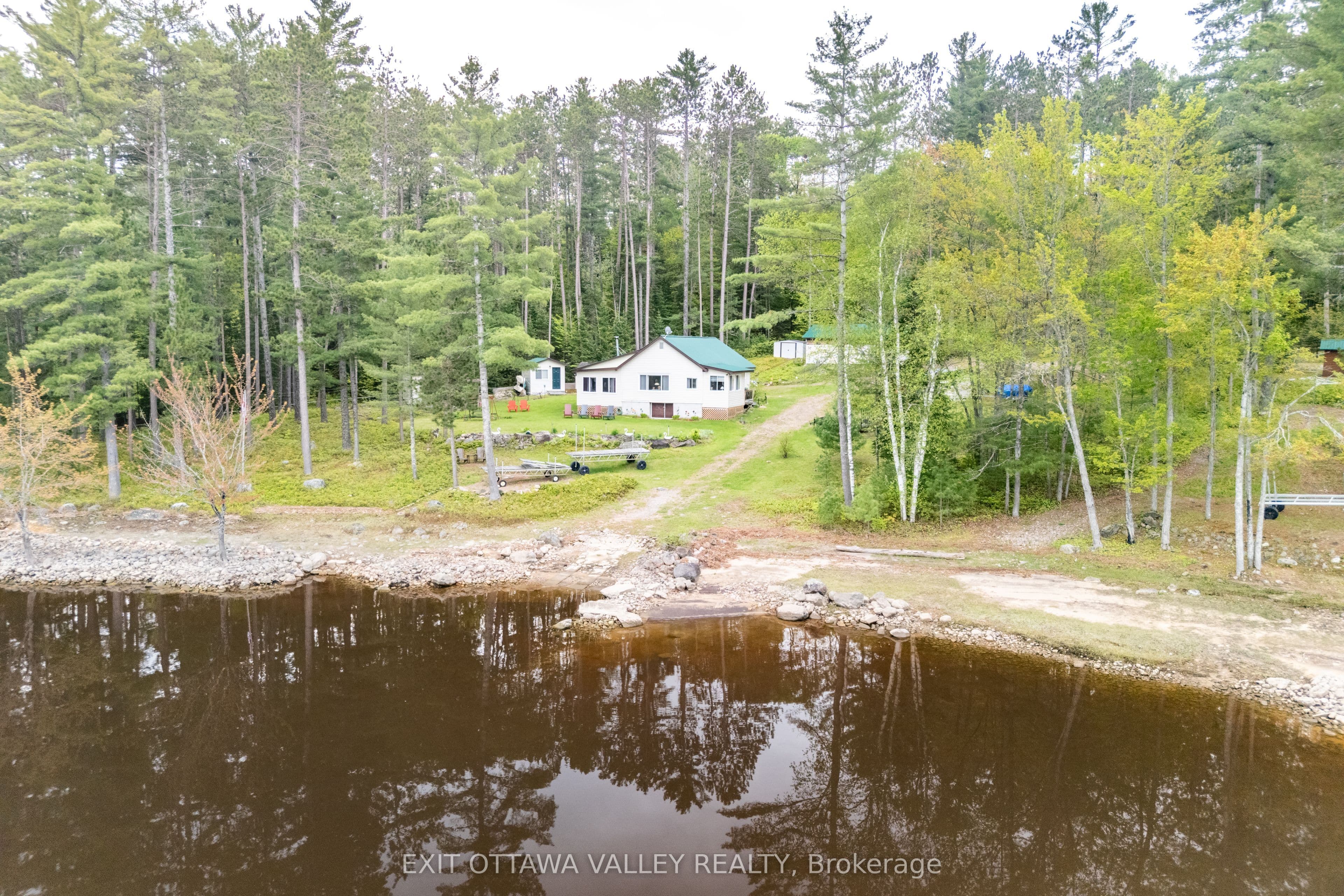 51 Myrlin Way photo 1