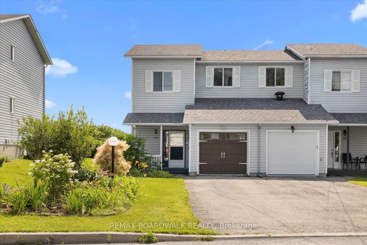 104 Dunham Street photo 1