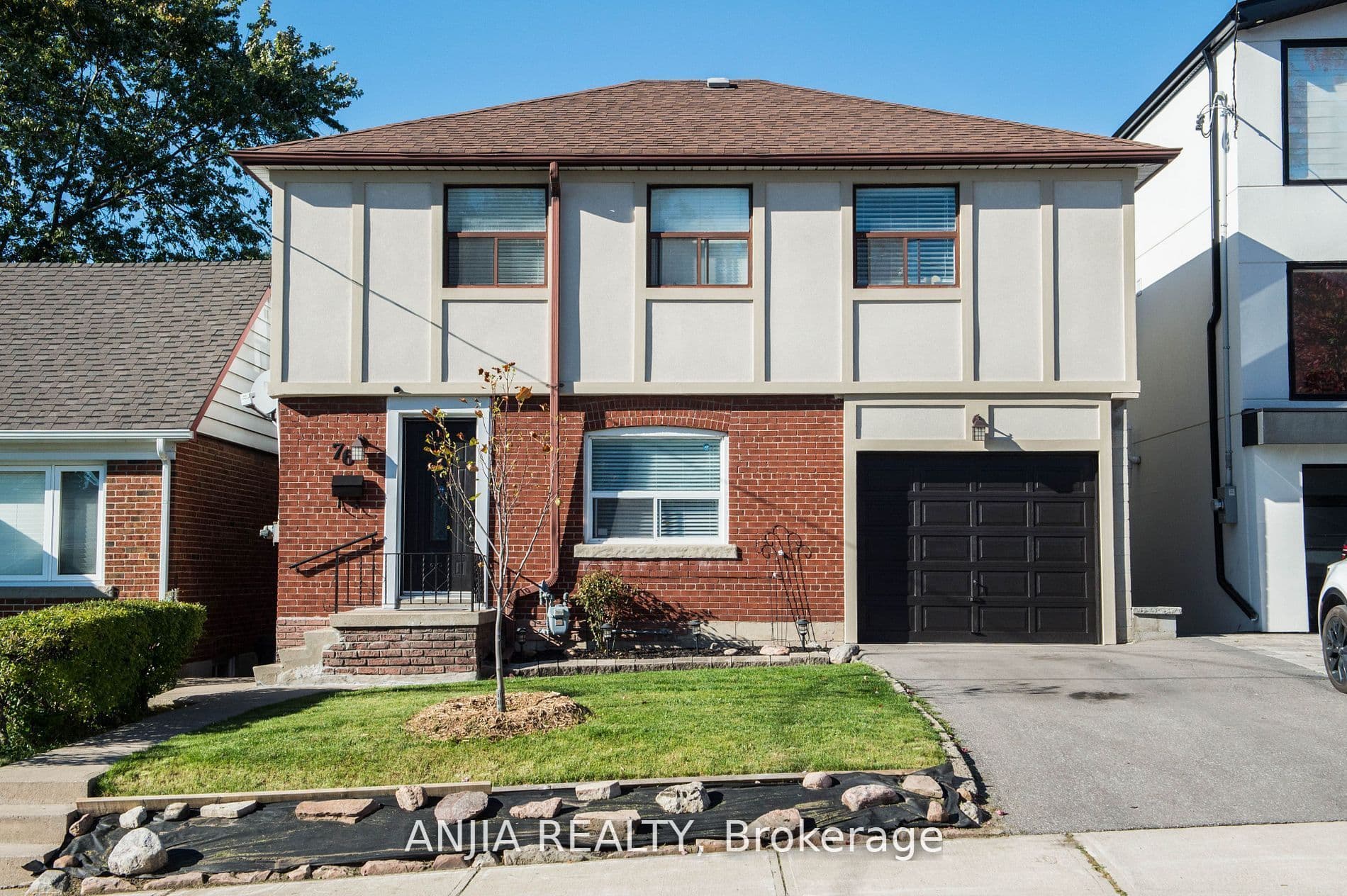 76 Adair Road photo 1