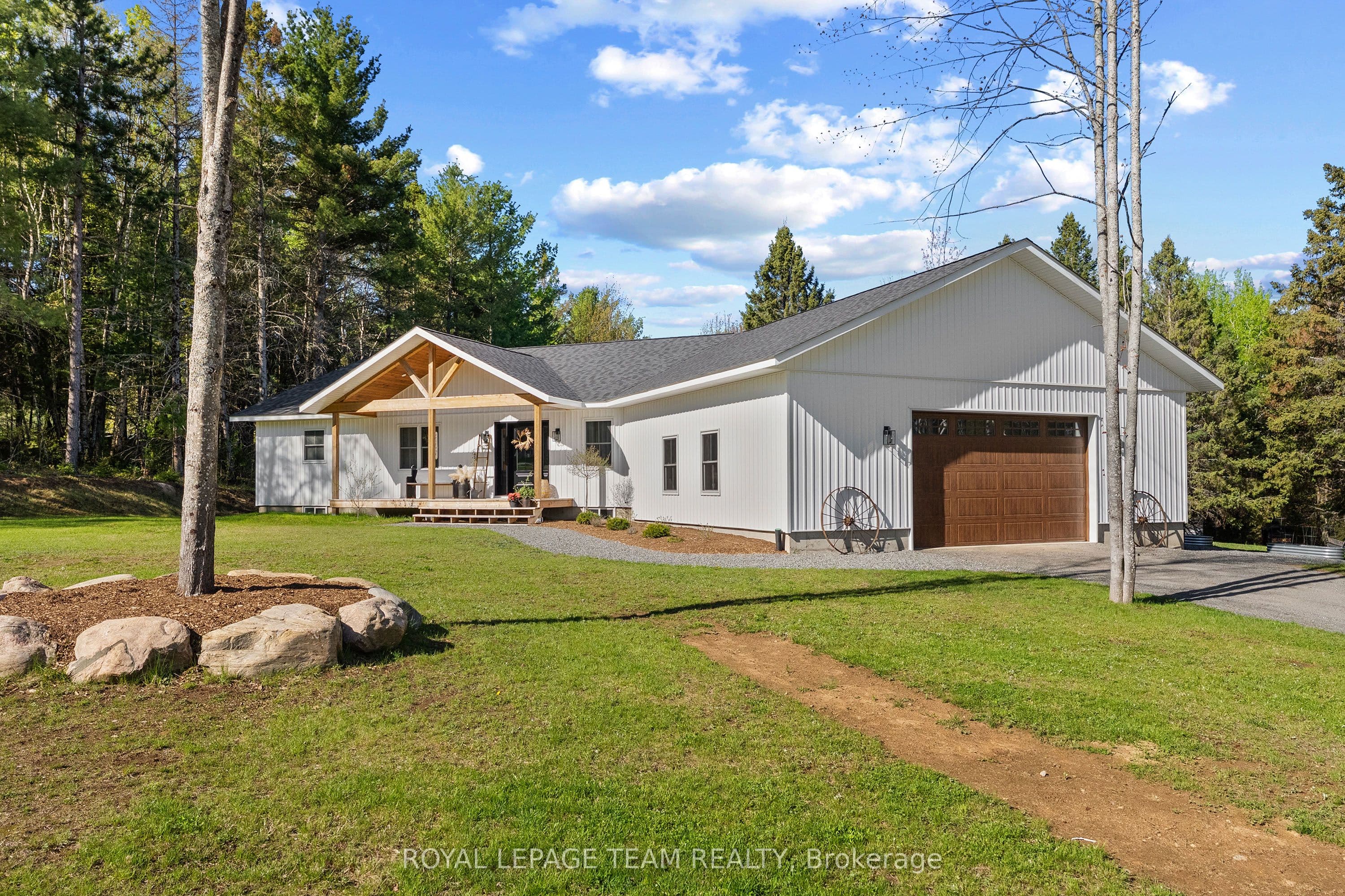 36 Hillcrest Avenue photo 1