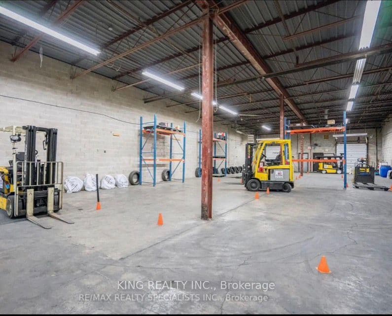 Unit 12 67 Westmore Drive photo 1