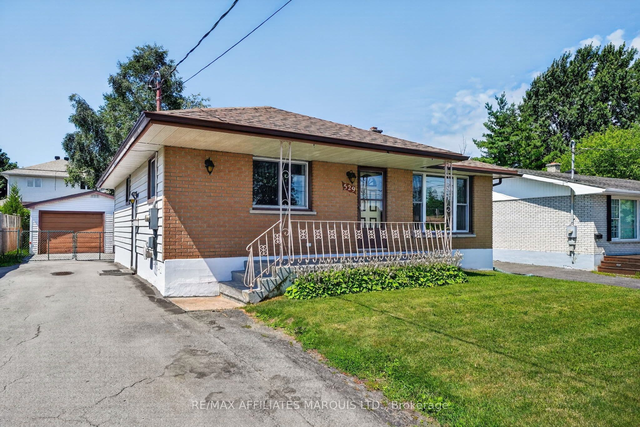 529 Anthony Street photo 1