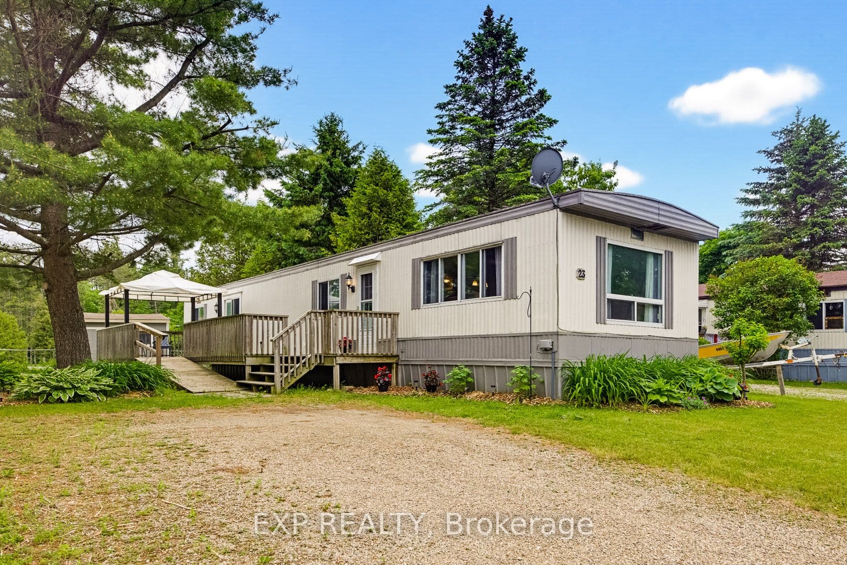 23 Heather Avenue photo 1