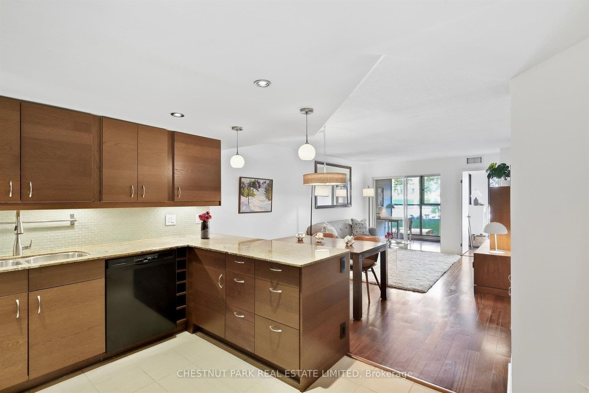 Unit 211 65 Scadding Avenue photo 1