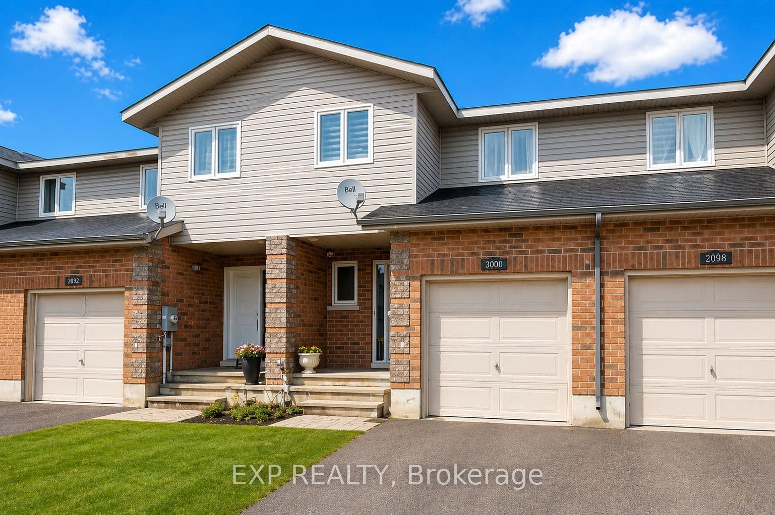 3000 Sandstone Crescent photo 1