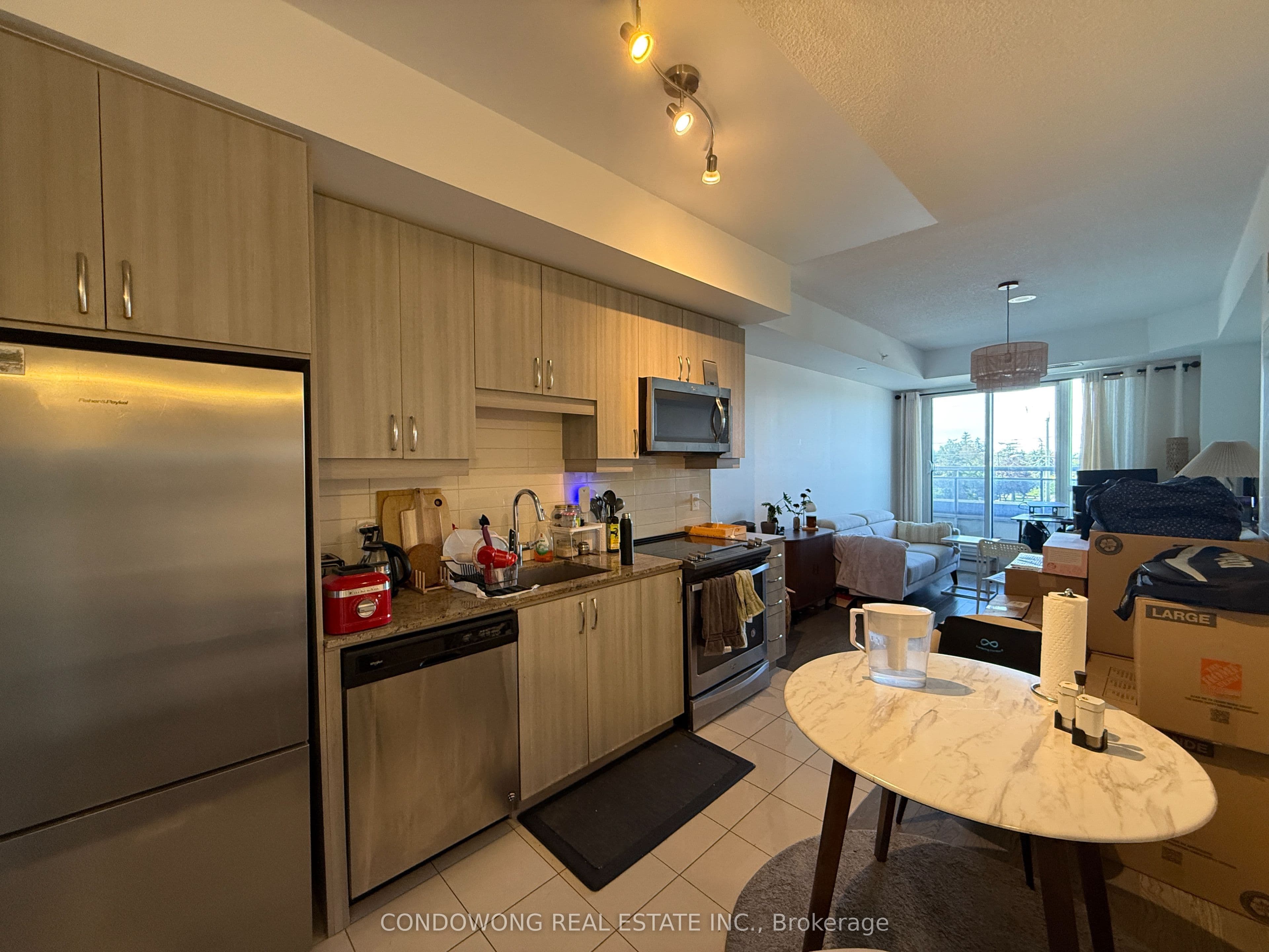 Unit 308 9191 Yonge Street photo 1