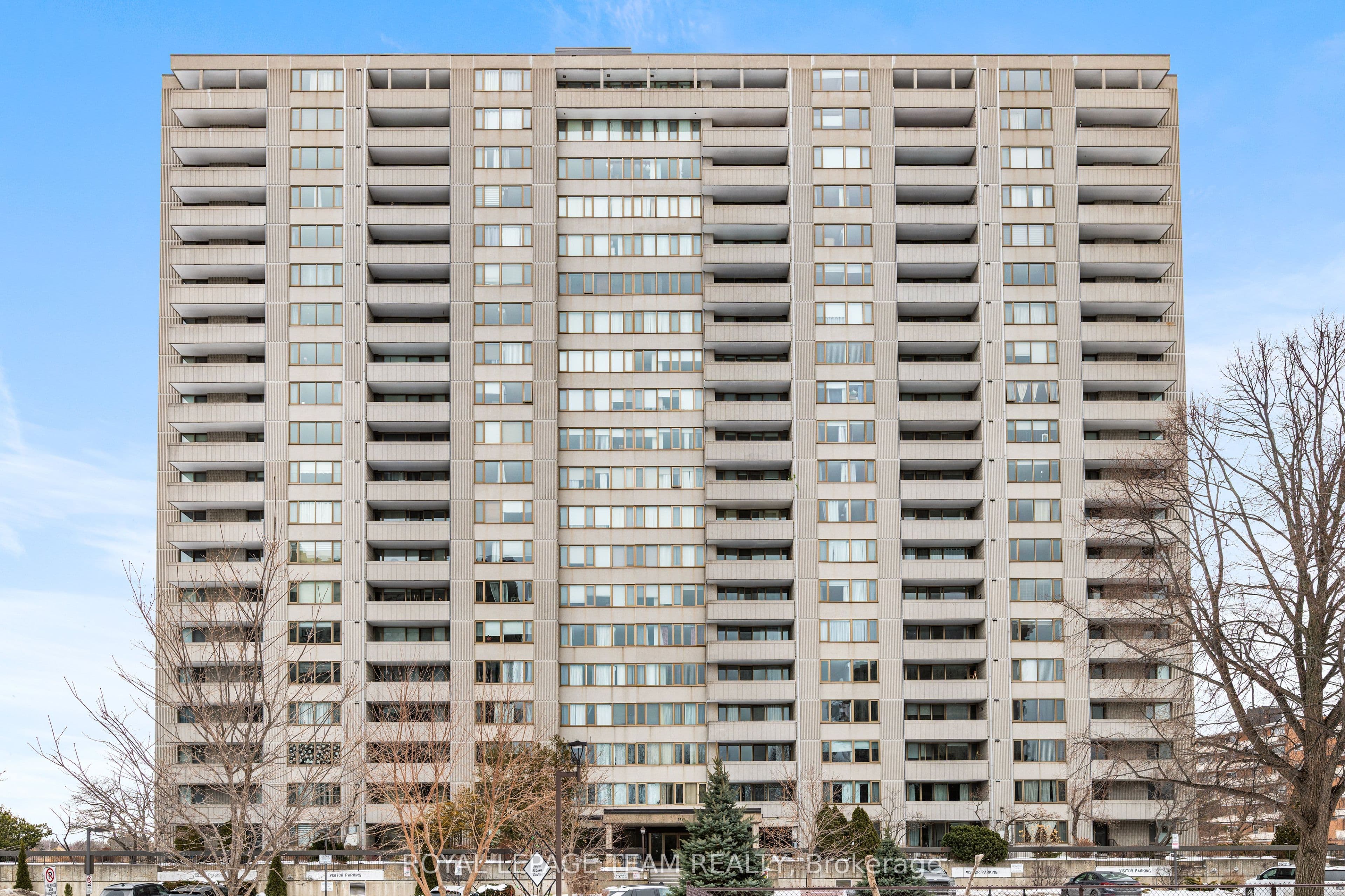 Unit 507 2625 Regina Street photo 1