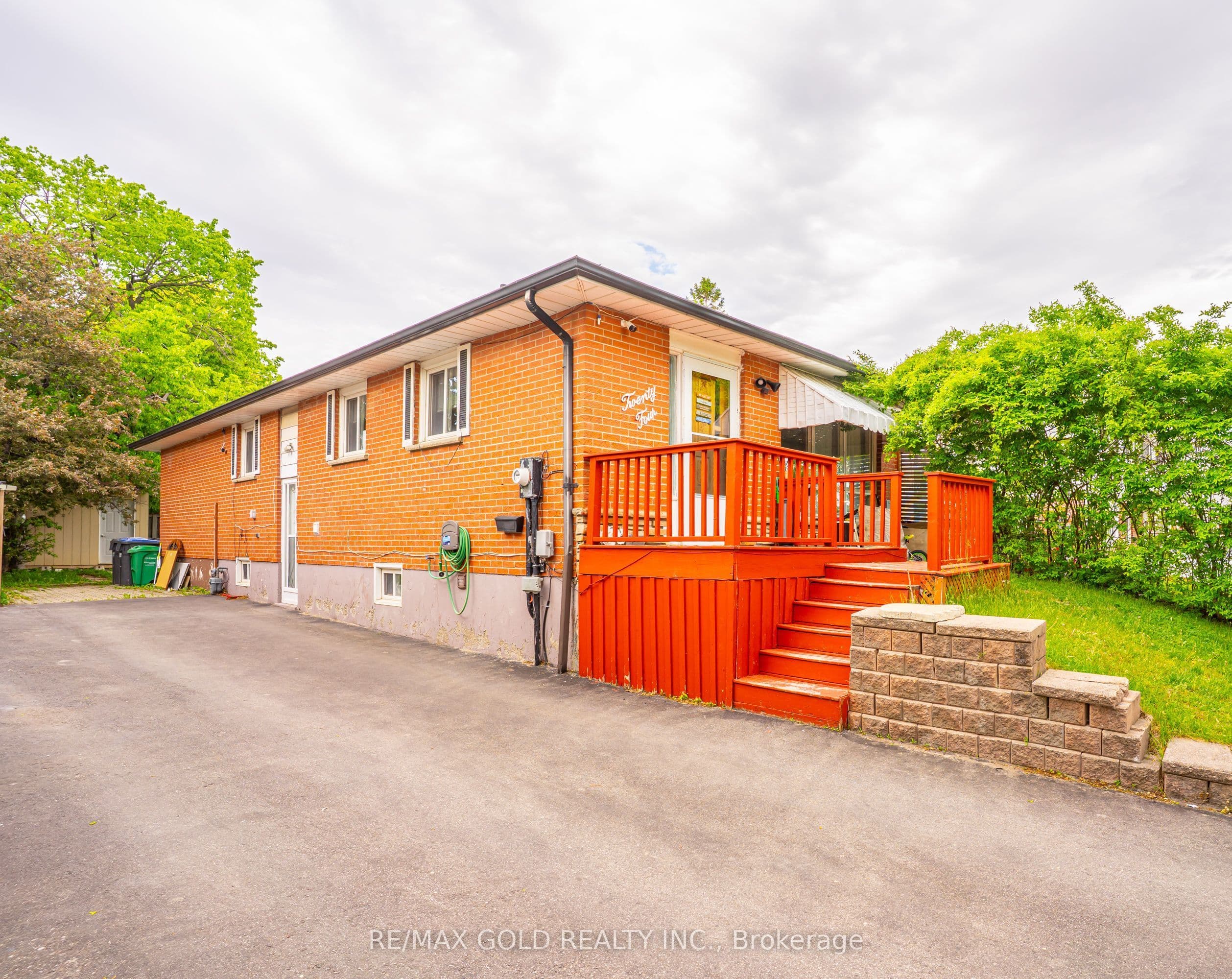 24 Bingham Road photo 1