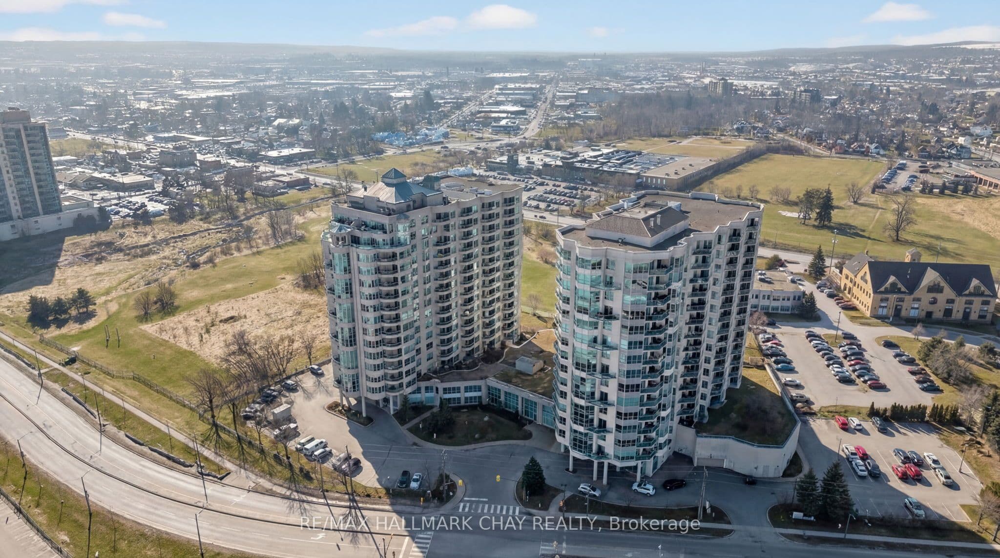 Unit 1205 2 Toronto Street photo 1