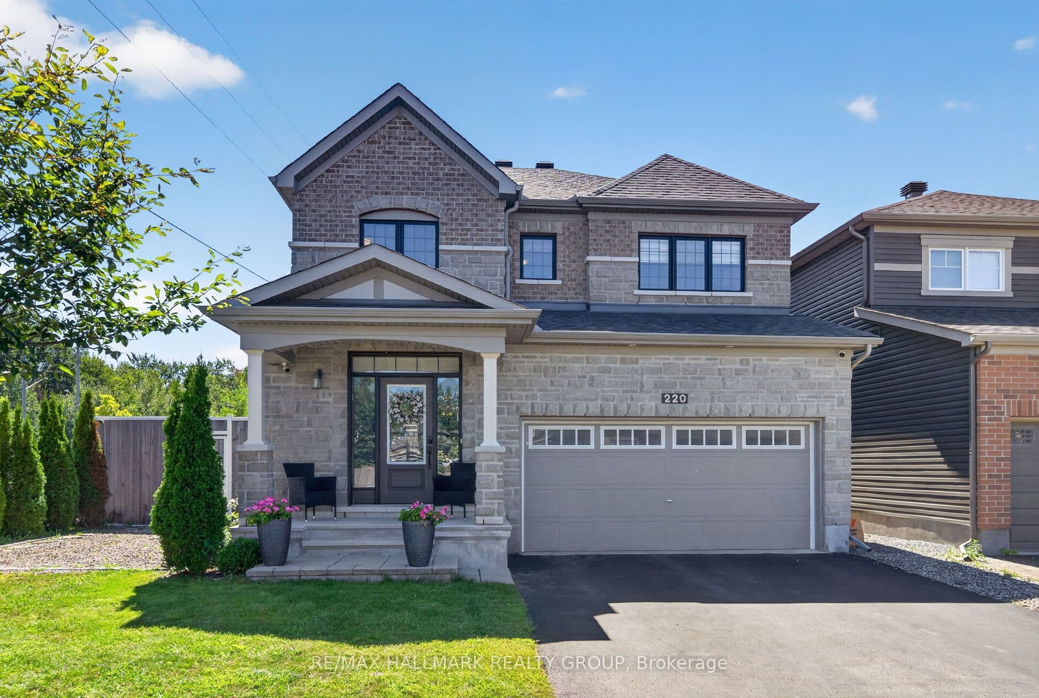 220 Enclave Walk photo 1