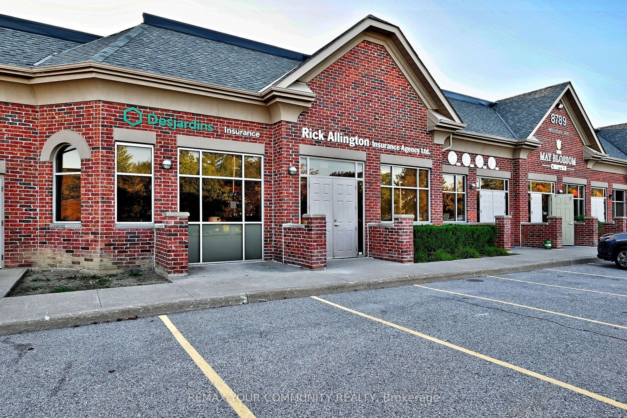 Unit 213 - 214 8789 Woodbine Avenue photo 1