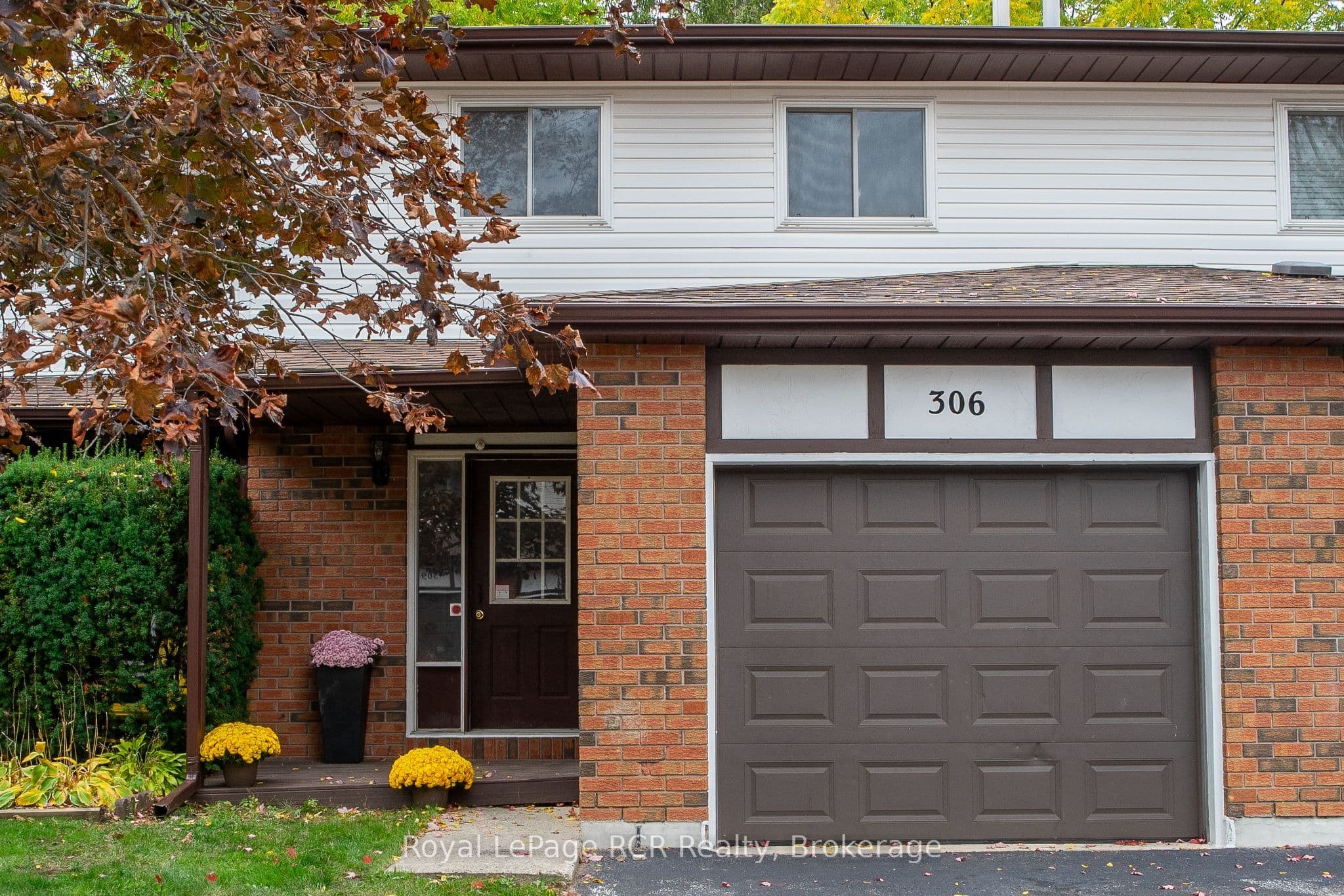 306 Thomas Street photo 1