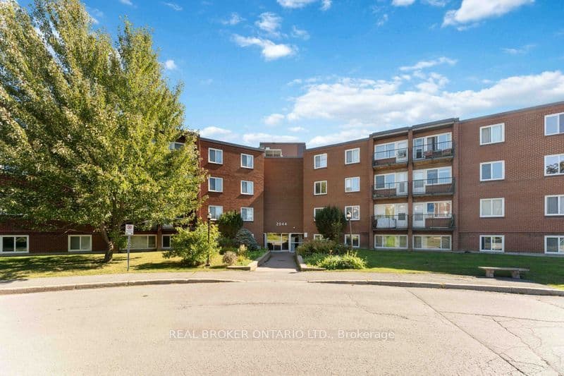 Unit 105 2044 Arrowsmith Drive photo 1
