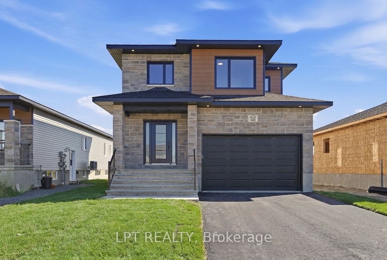 72 Chateauguay Street photo 1