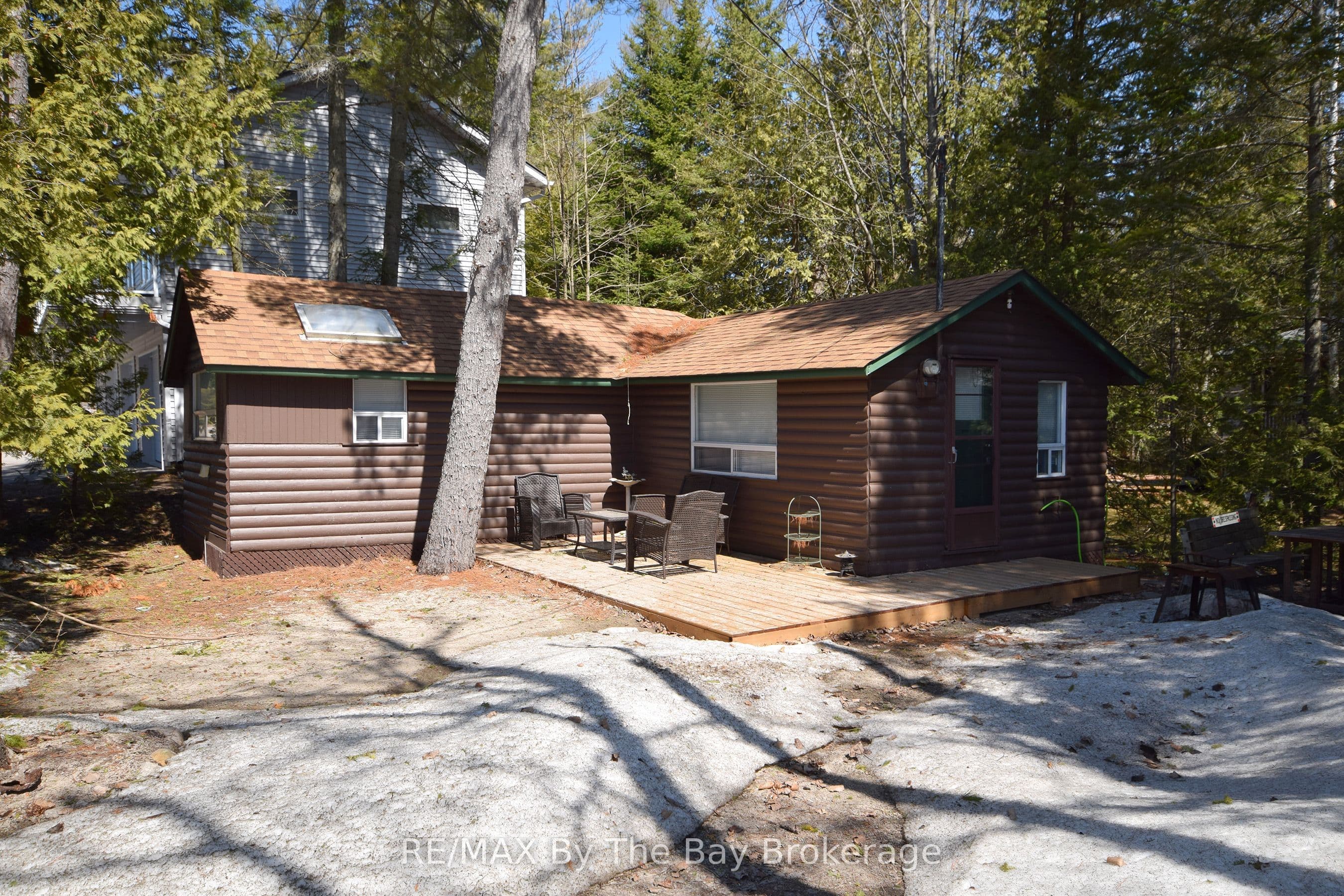 465 Bluewater Lane photo 1