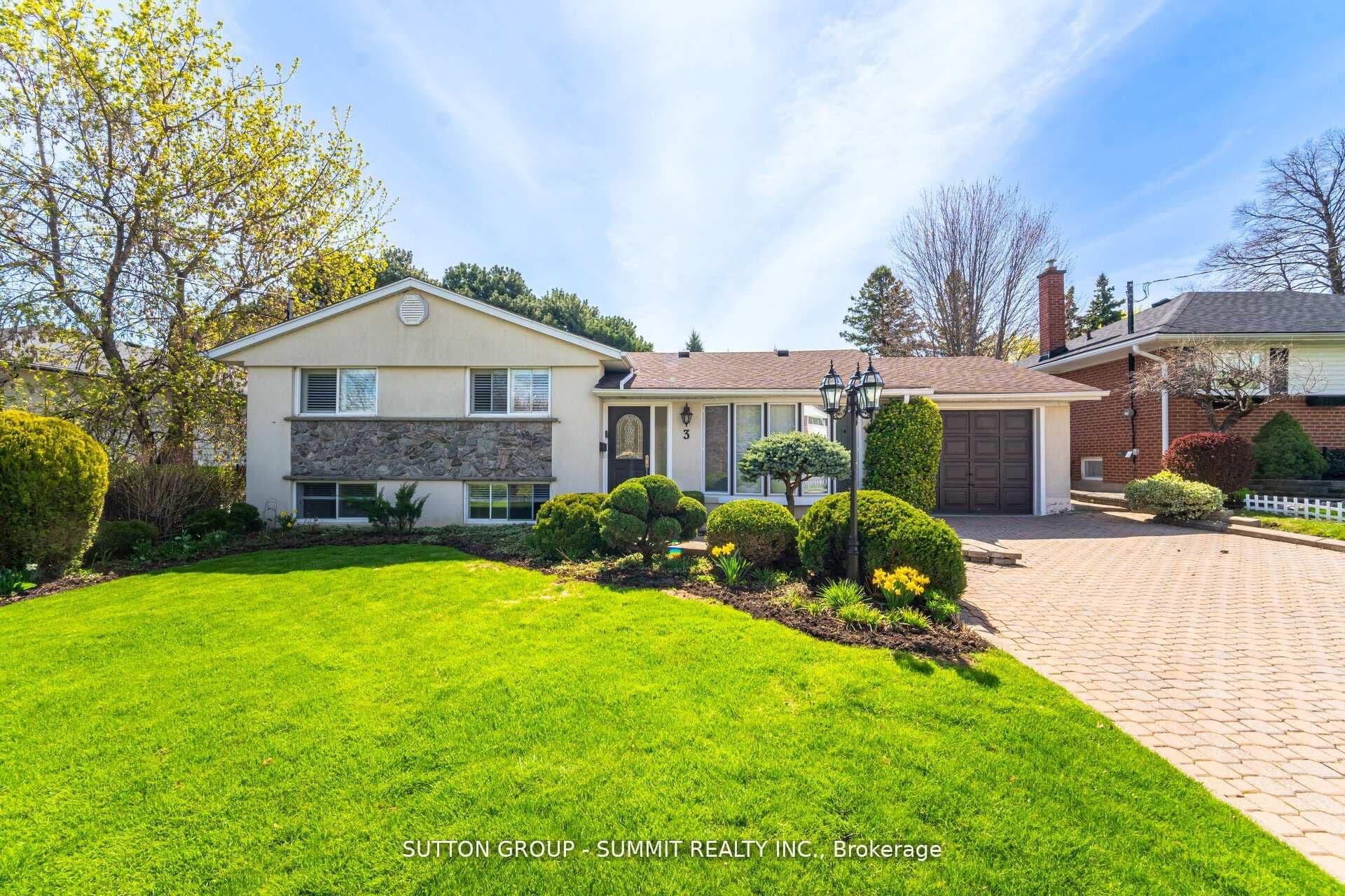 3 Donata Drive photo 1