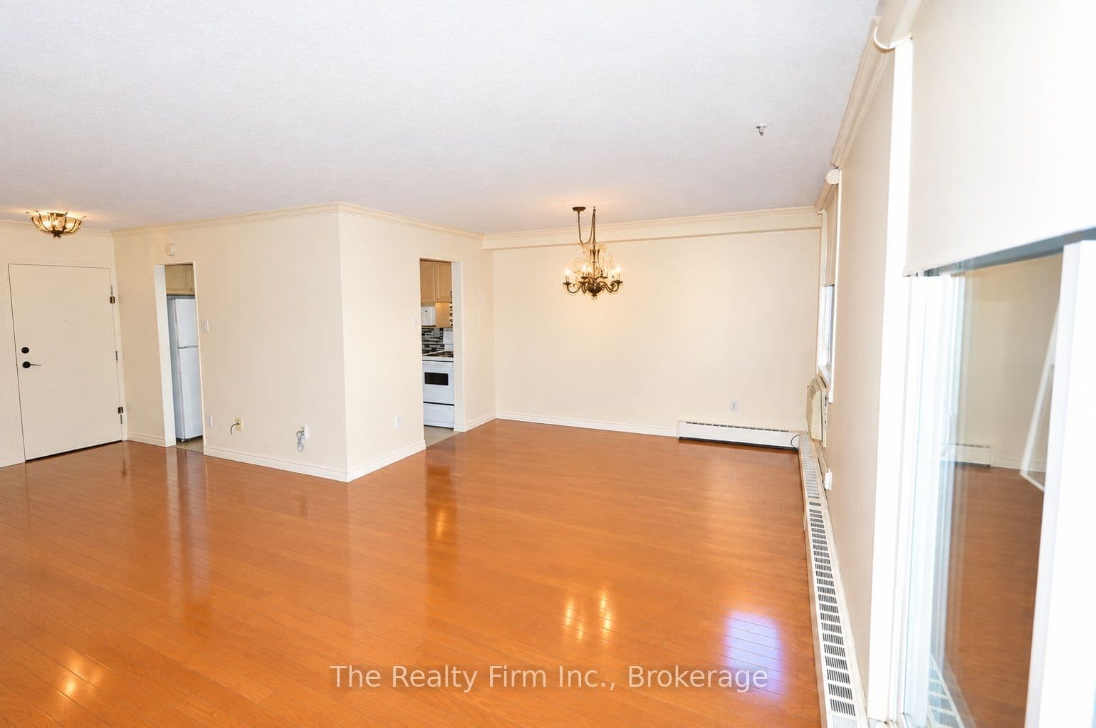 Unit 805 640 West Street photo 1