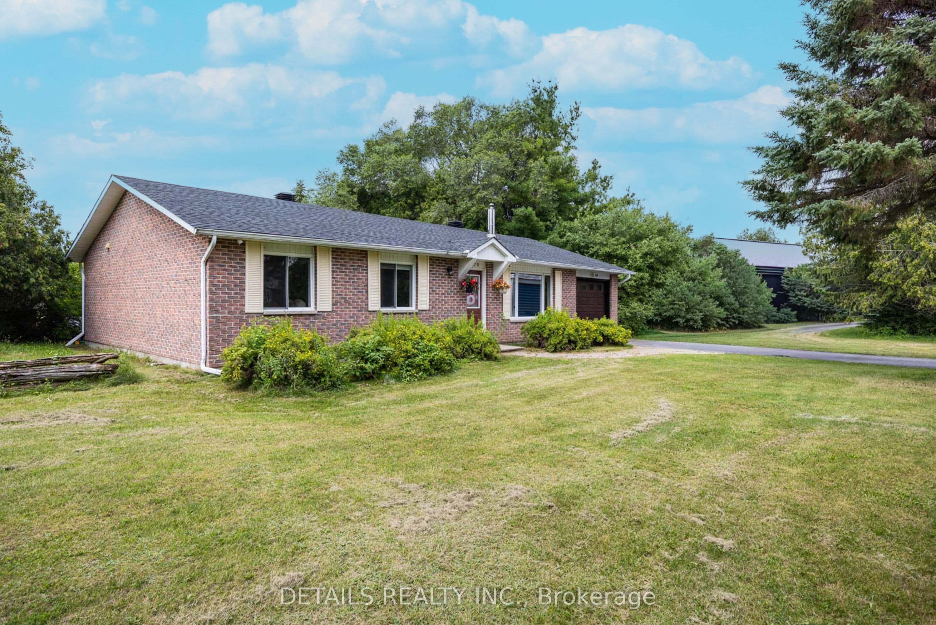 120 Delaney Drive photo 1