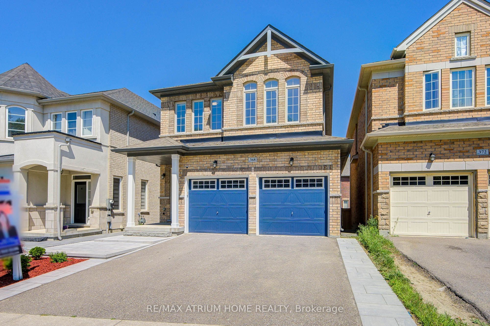 368 Roy Harper Avenue photo 1