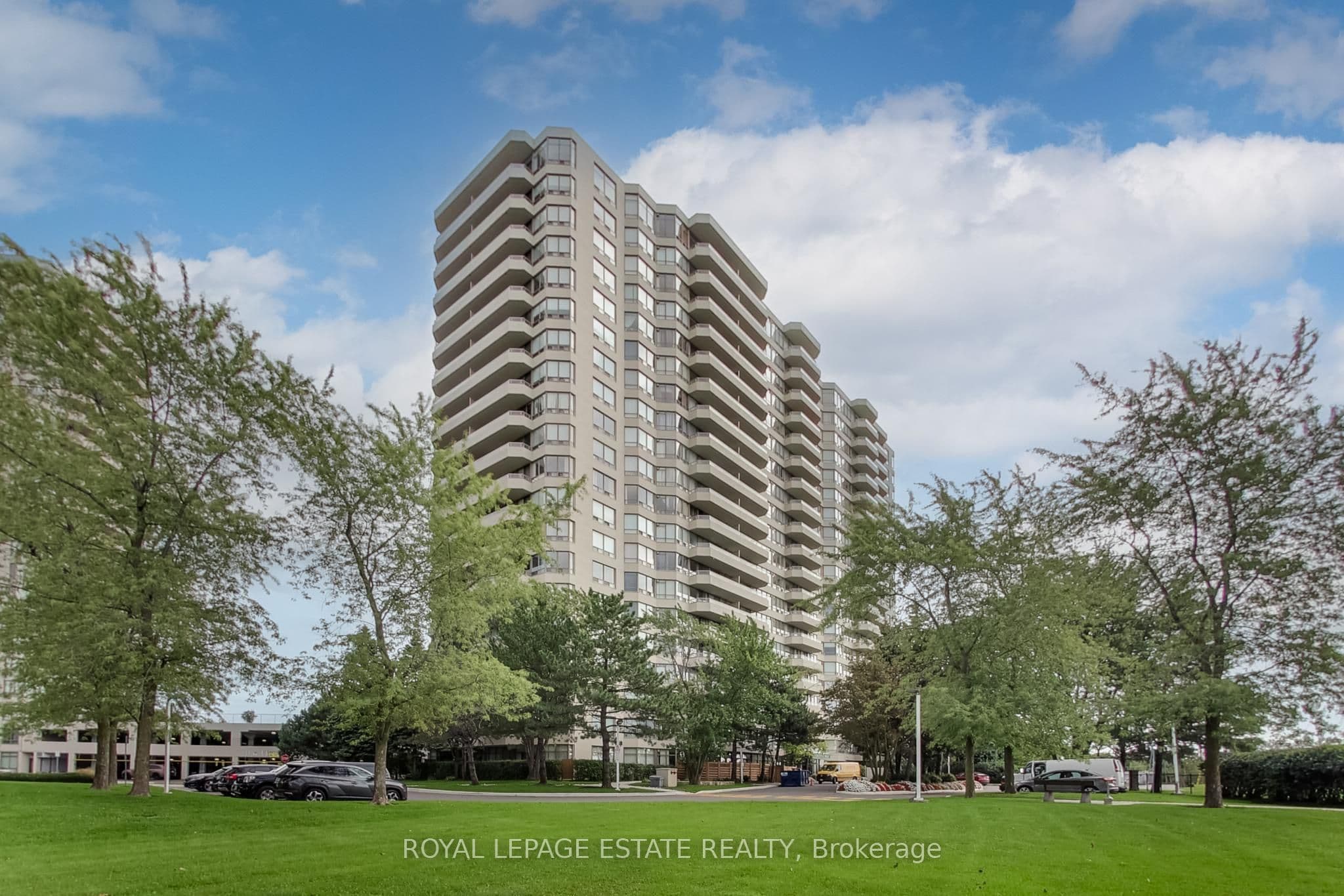 Unit 1989 1 Greystone Walk Drive photo 1