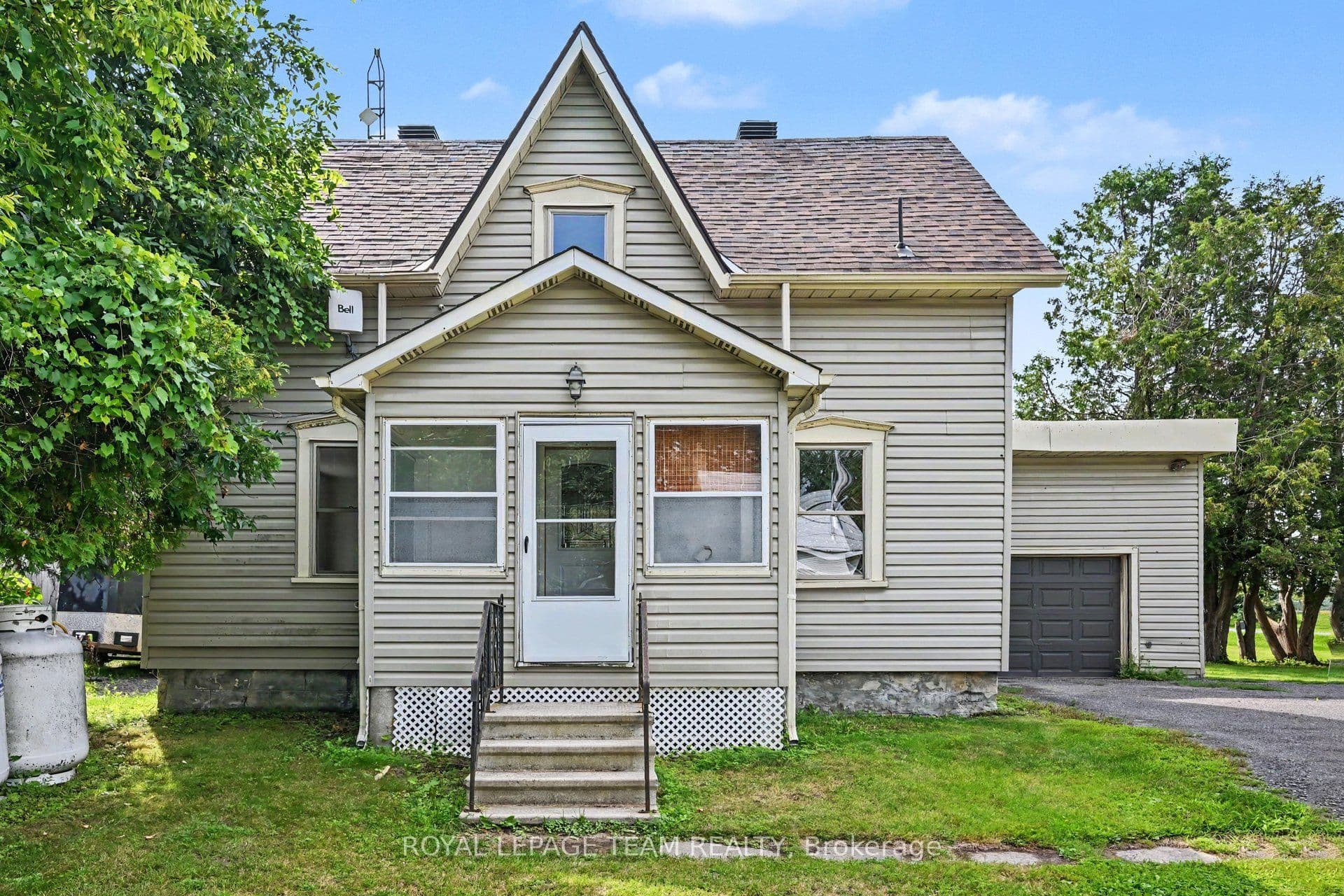 10526 Van Allen Road photo 1
