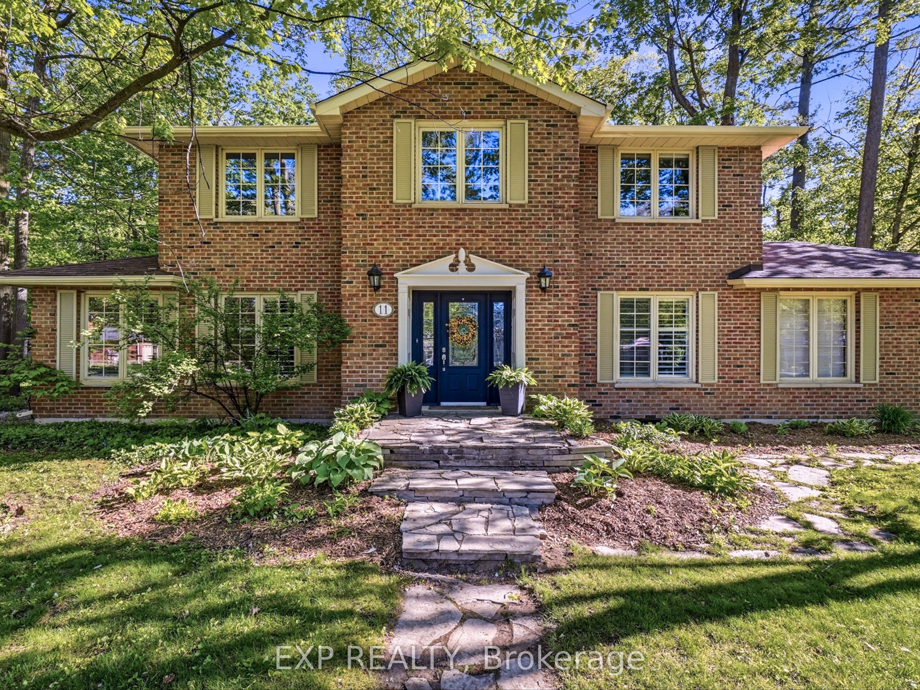 11 Spence Avenue photo 1