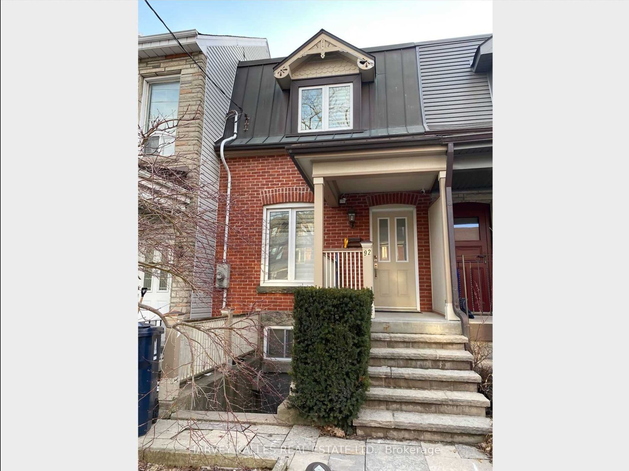 Unit Bsmnt 92 Westmoreland Avenue photo 1