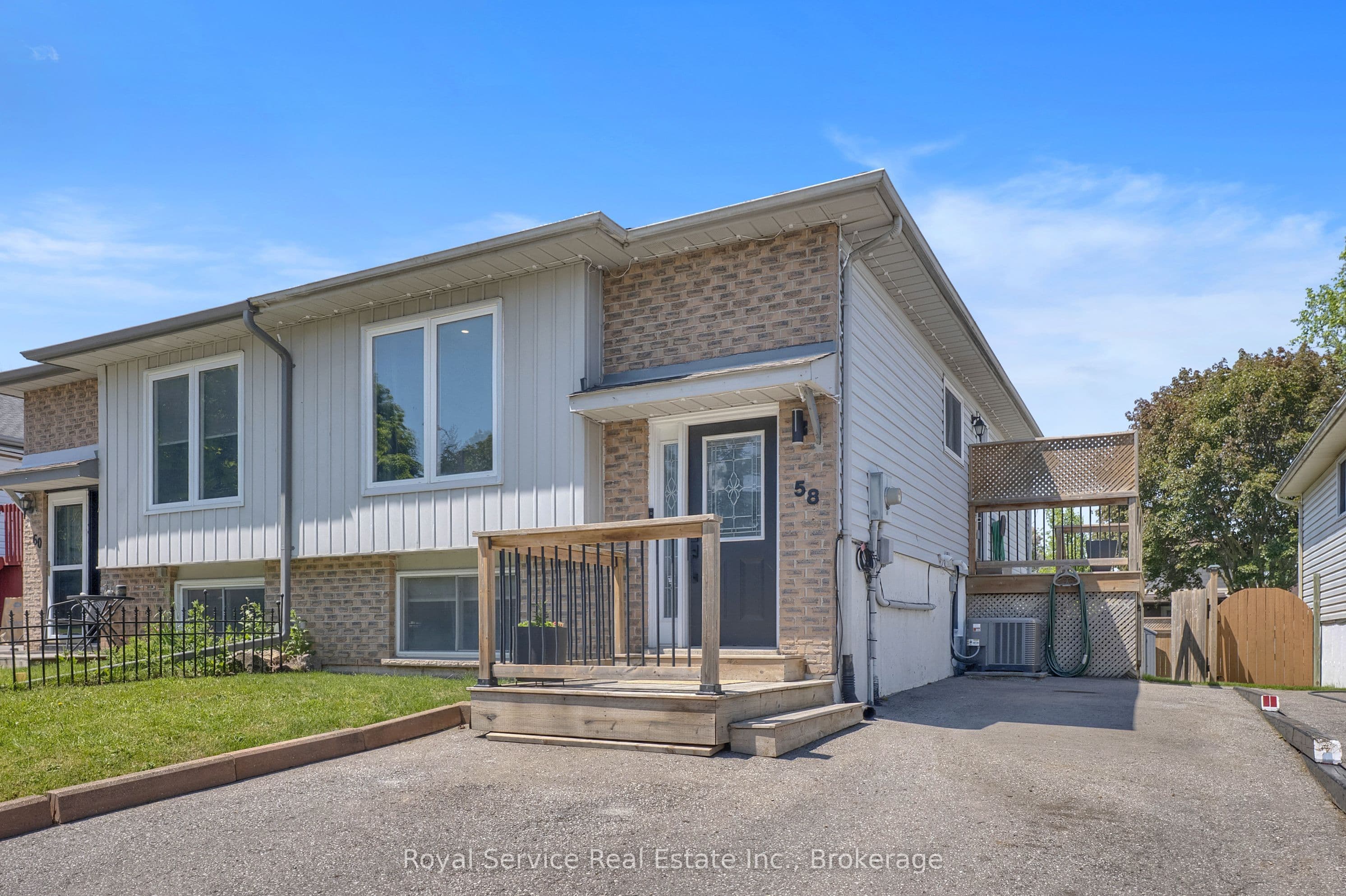 58 John Scott Court photo 1