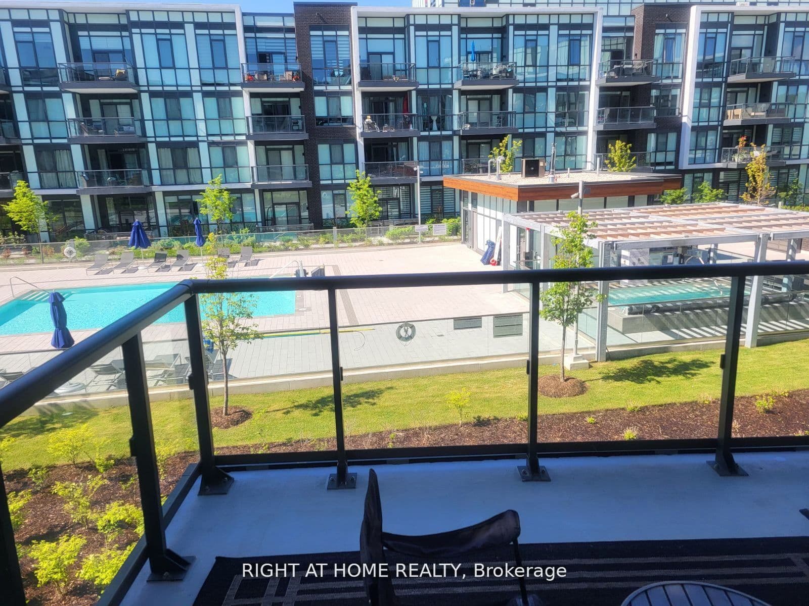Unit 224 415 Sea Ray Avenue photo 1