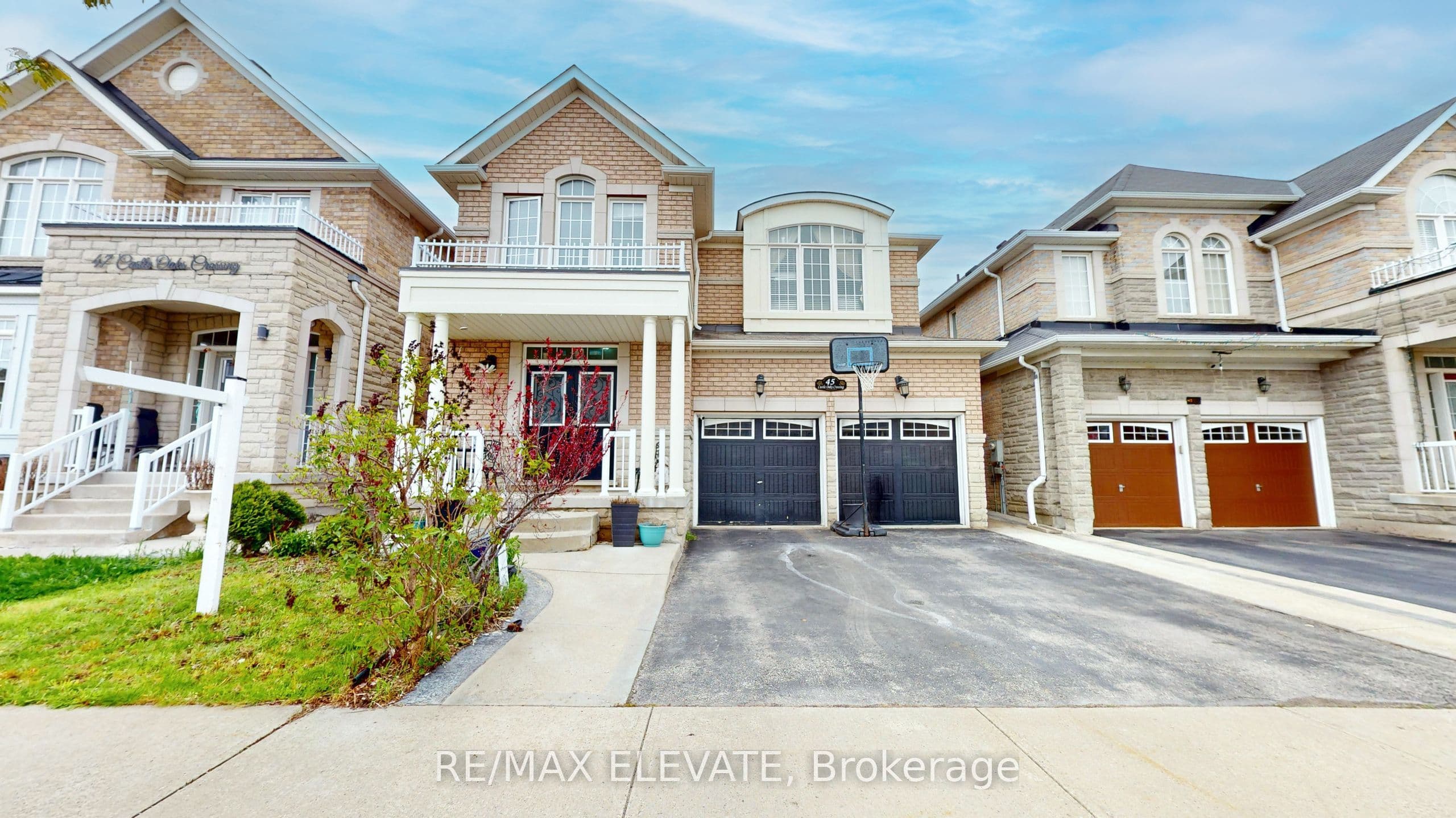 45 Castle Oaks Cross photo 1
