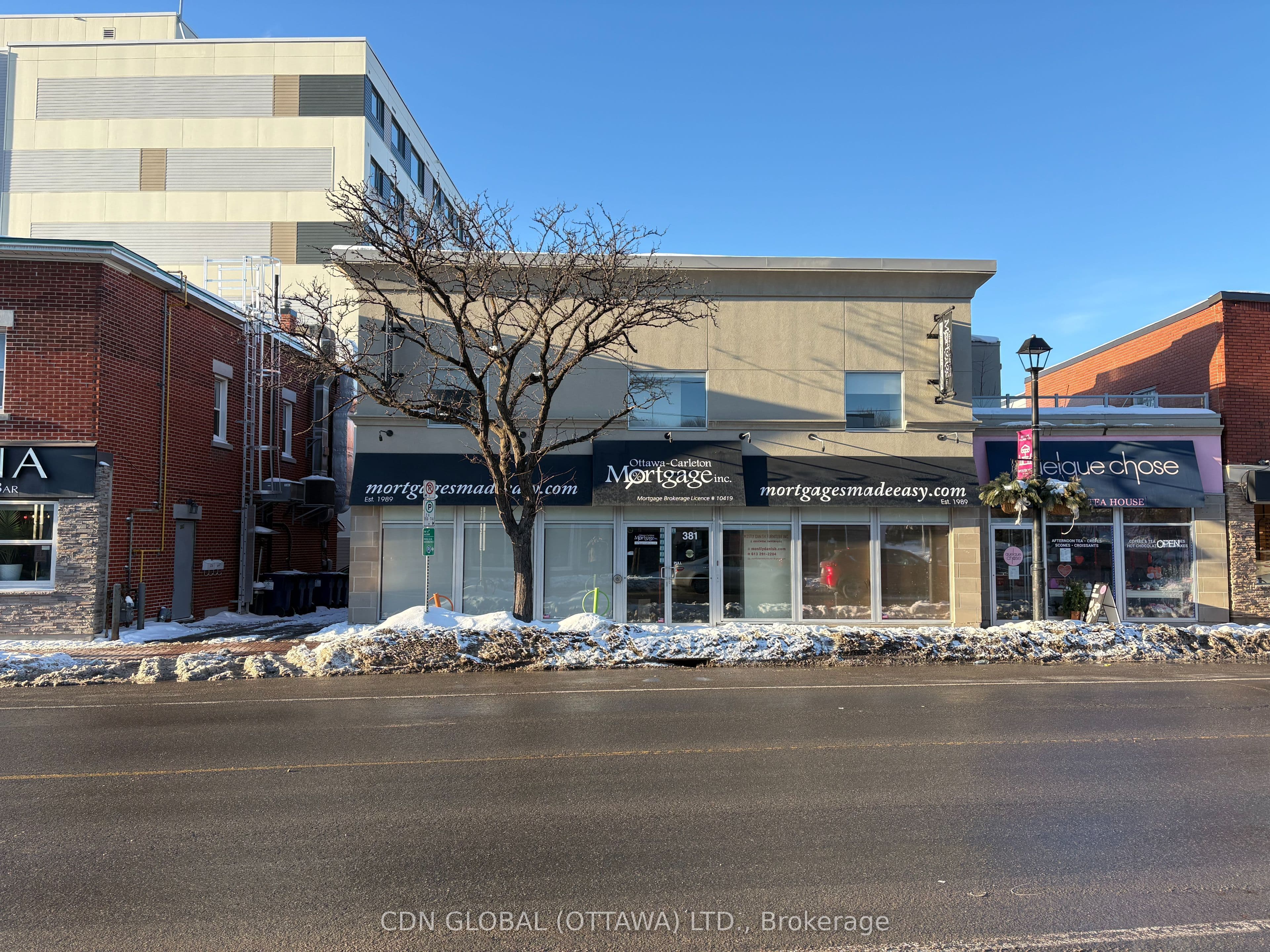 381 Richmond Road photo 1
